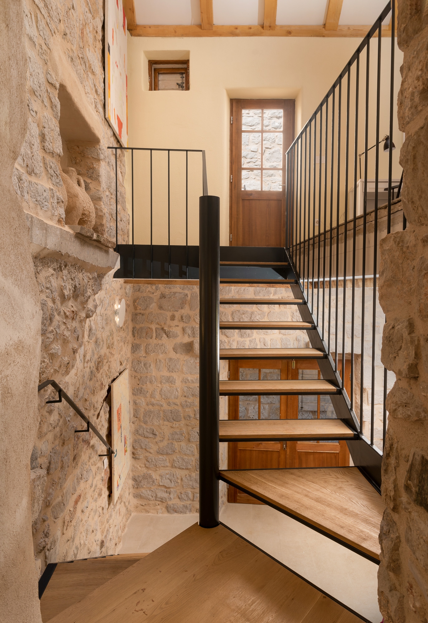 One bedroom house with balcony and sea view Pitve, Hvar  K