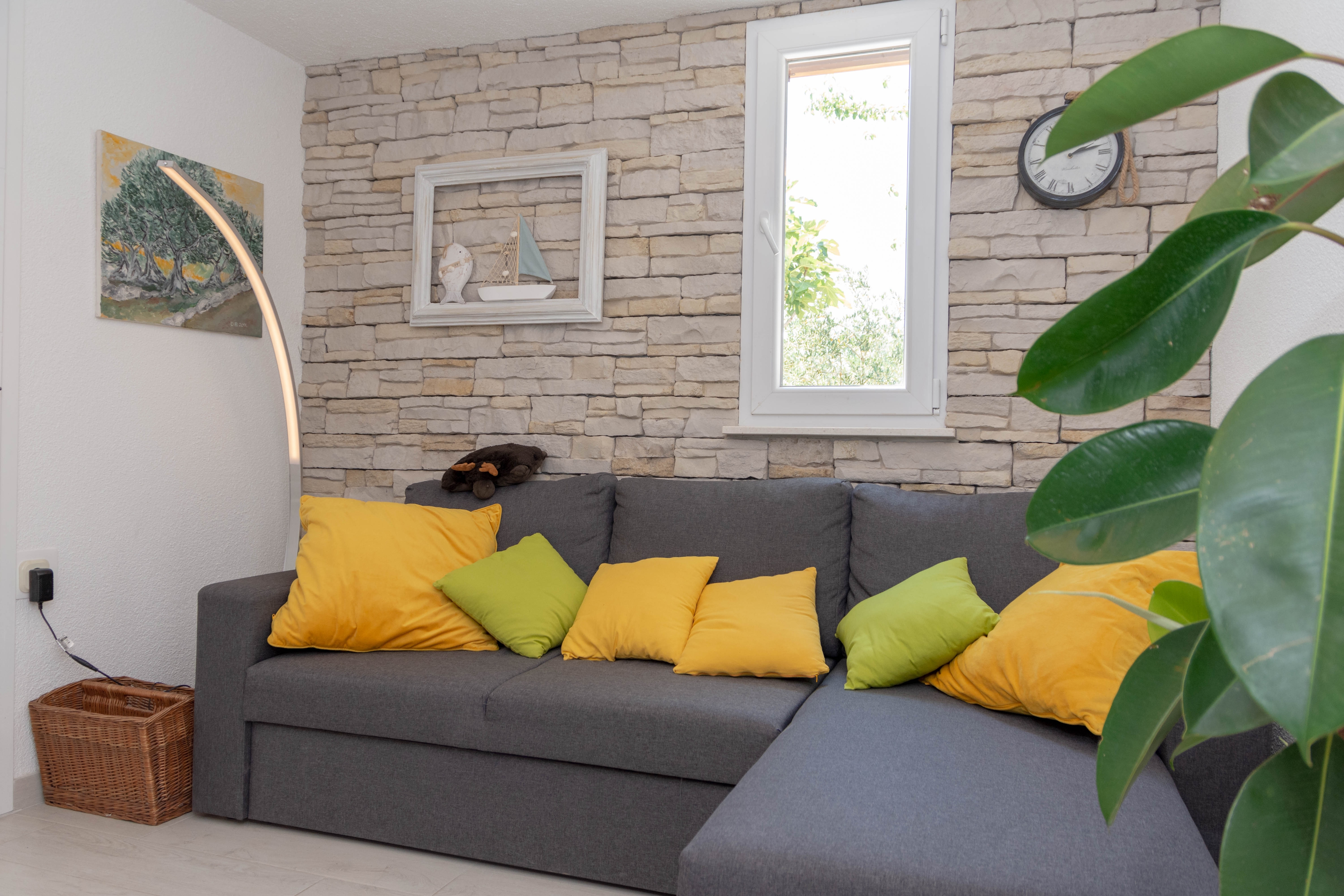 Two bedroom house with terrace and sea view Kaštel Stari, Kaštela  K