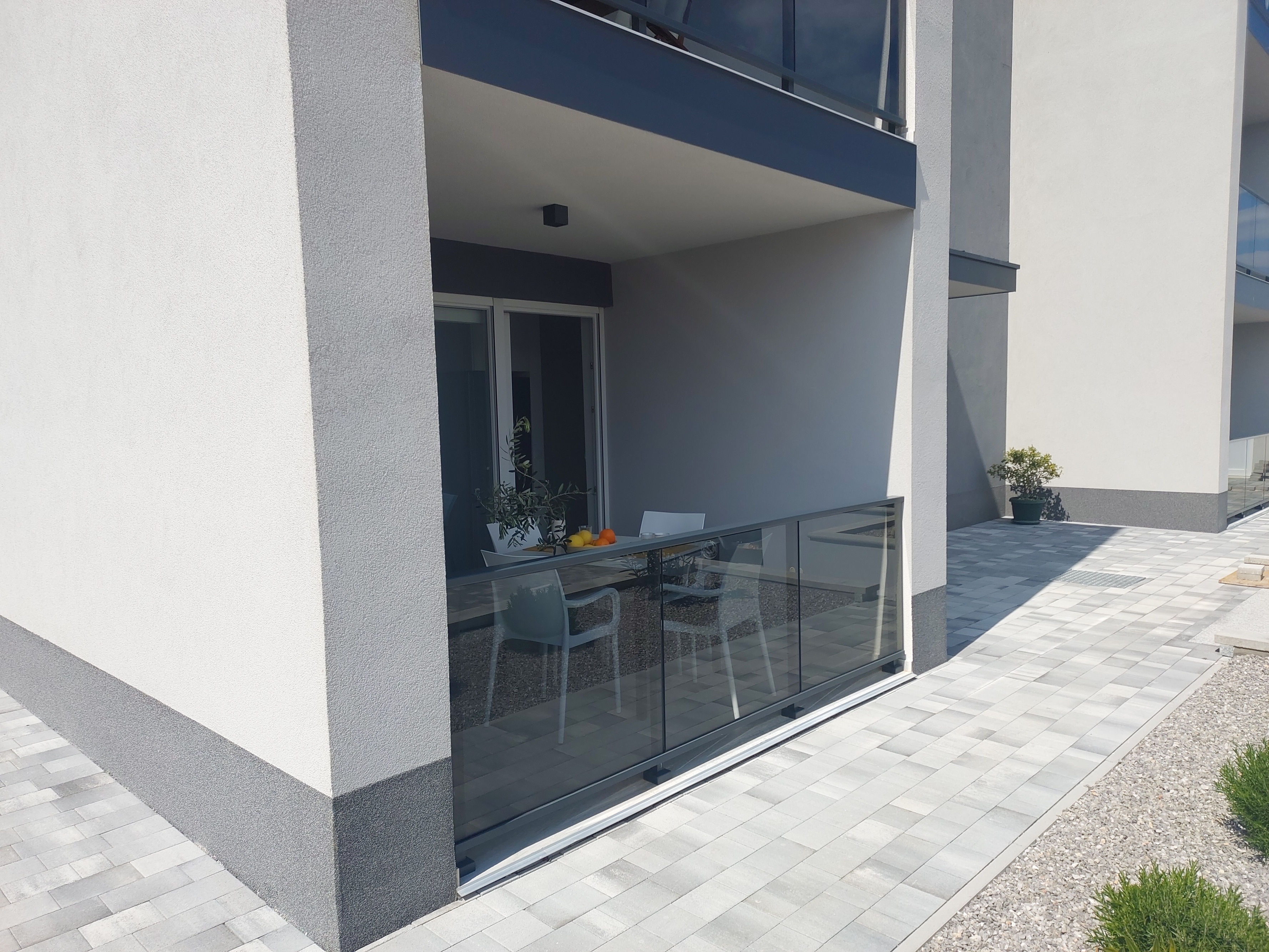 One bedroom apartment with terrace and sea view Rogoznica  A-a