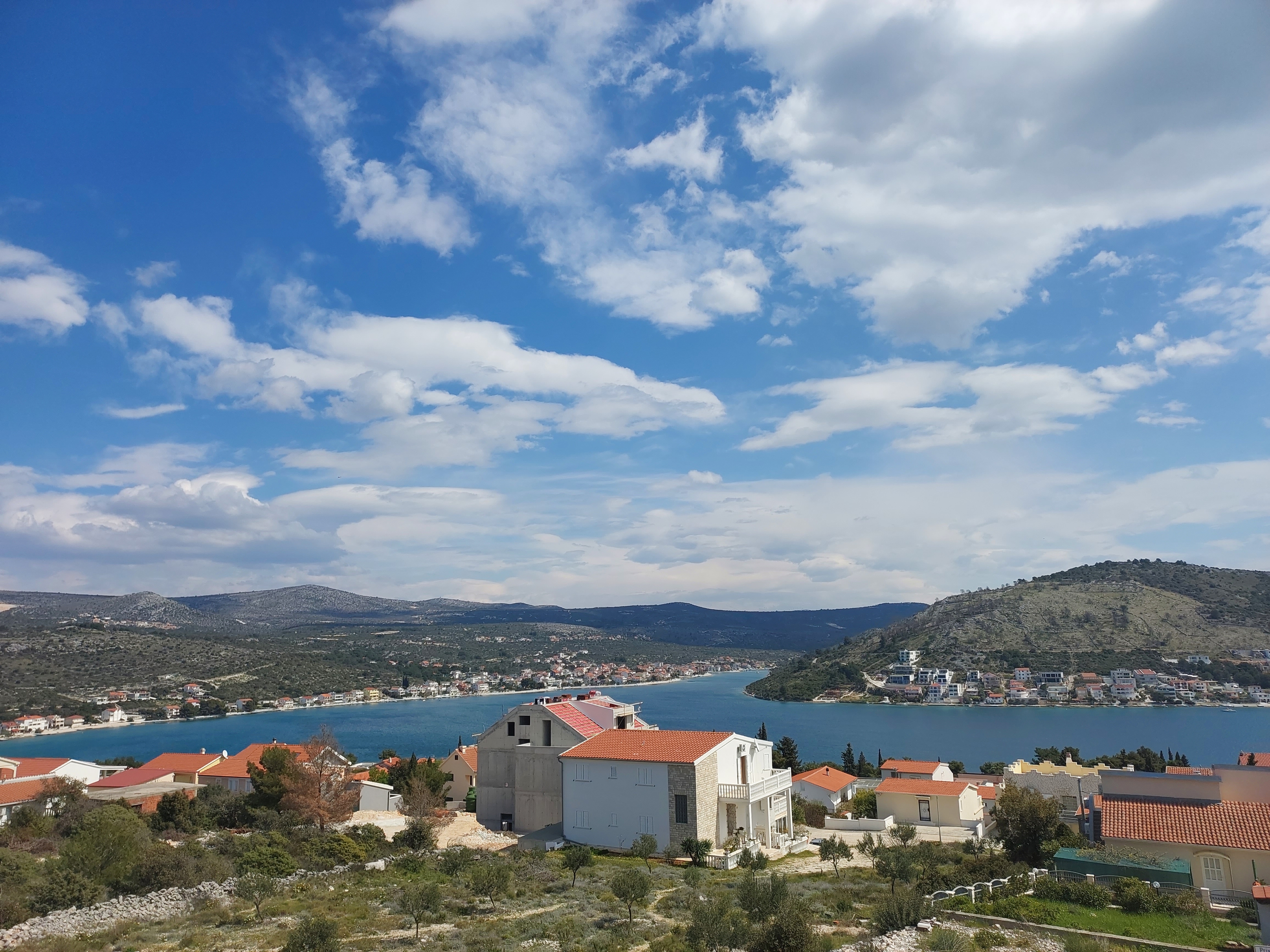 One bedroom apartment with terrace and sea view Rogoznica  A-a