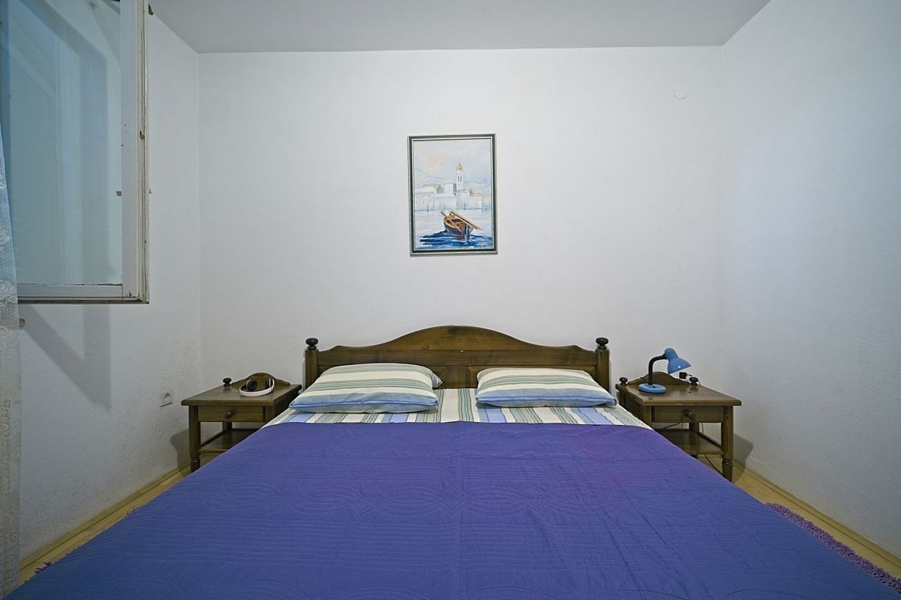 Two bedroom apartment with terrace Postira, Brač  A-a