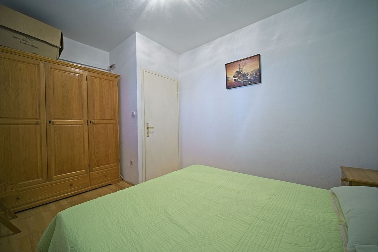 Two bedroom apartment with terrace Postira, Brač  A-a