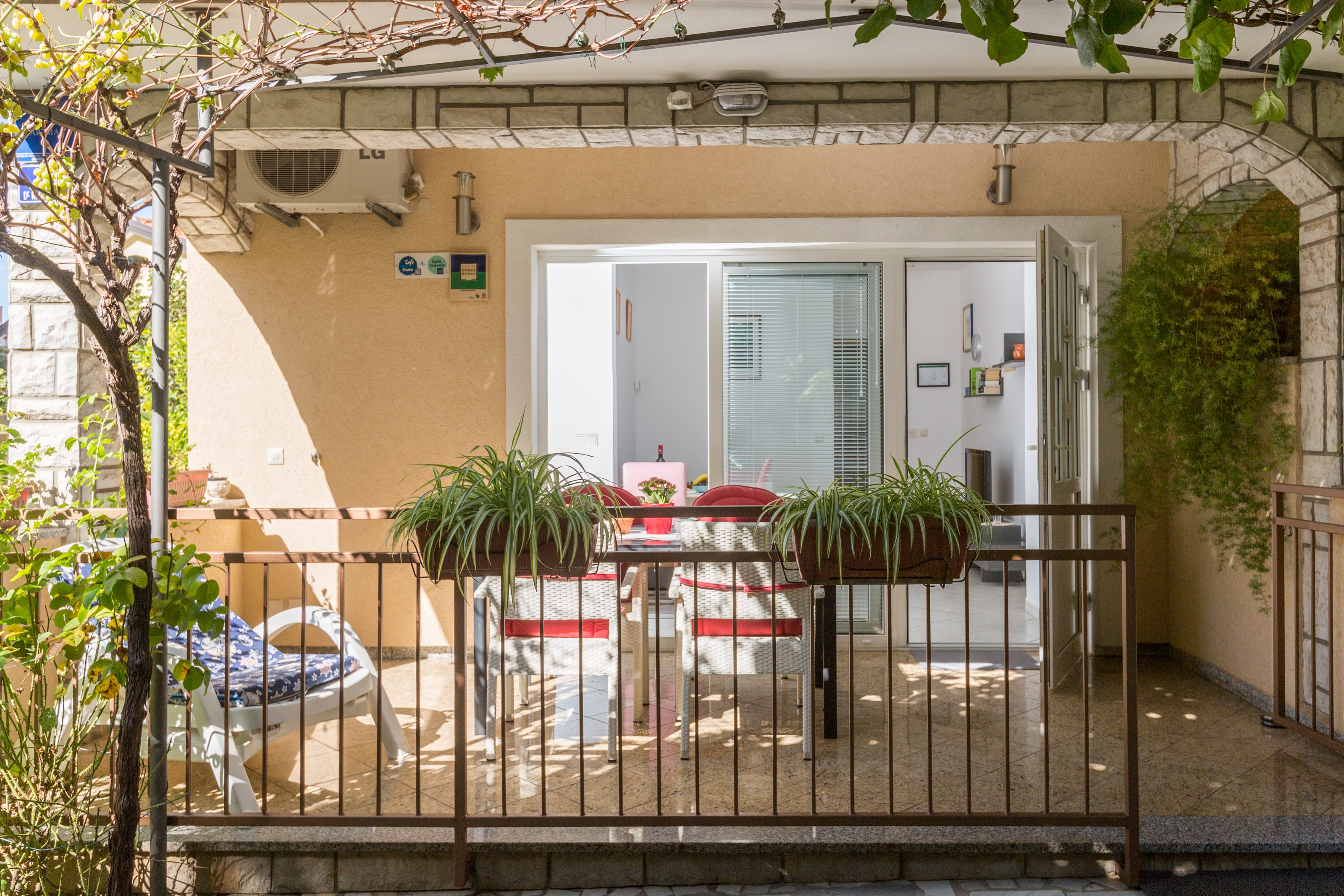 One bedroom apartment with terrace Poreč  A-c
