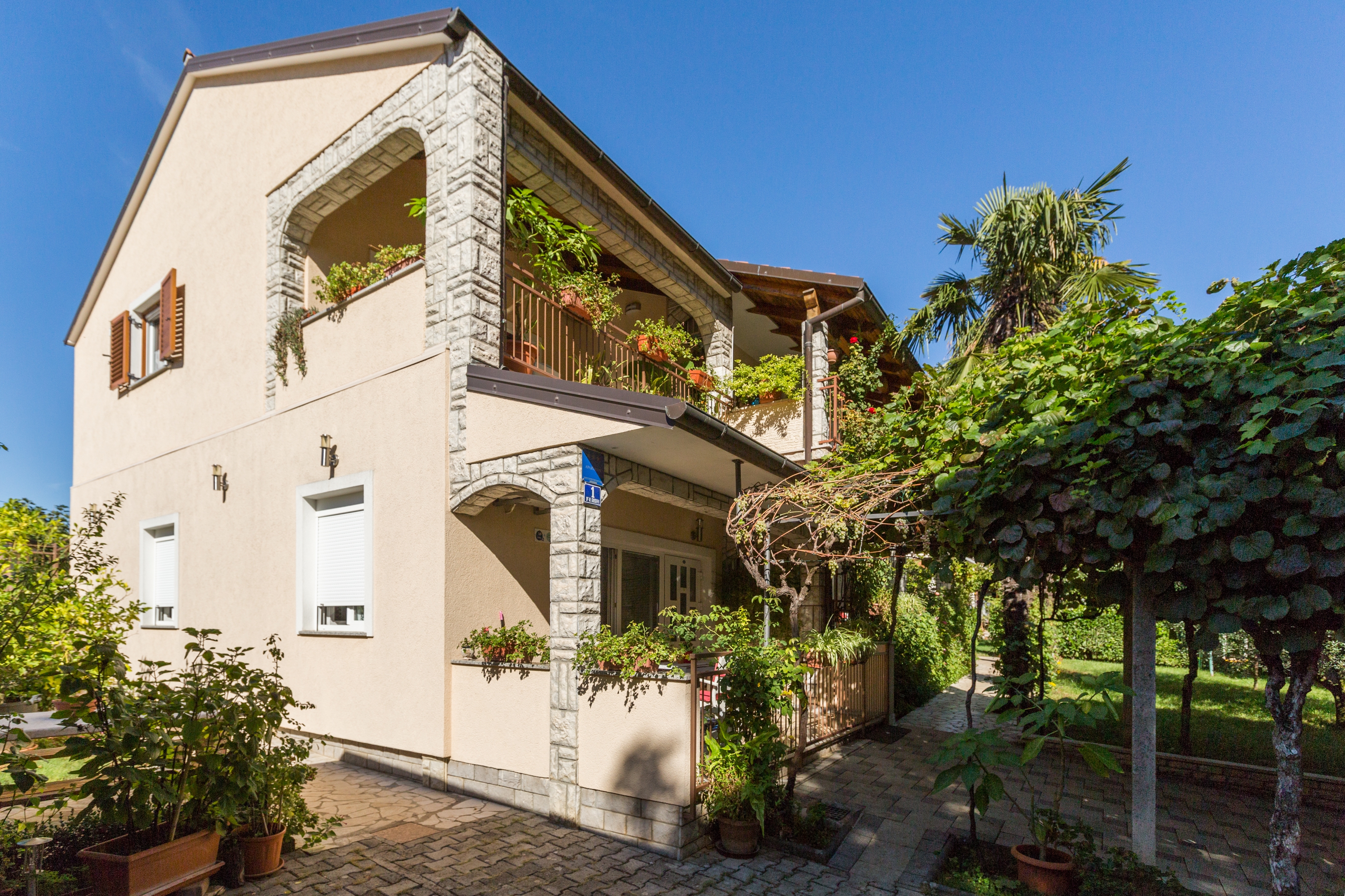 Jednosobni apartman s terasom Poreč  A-b