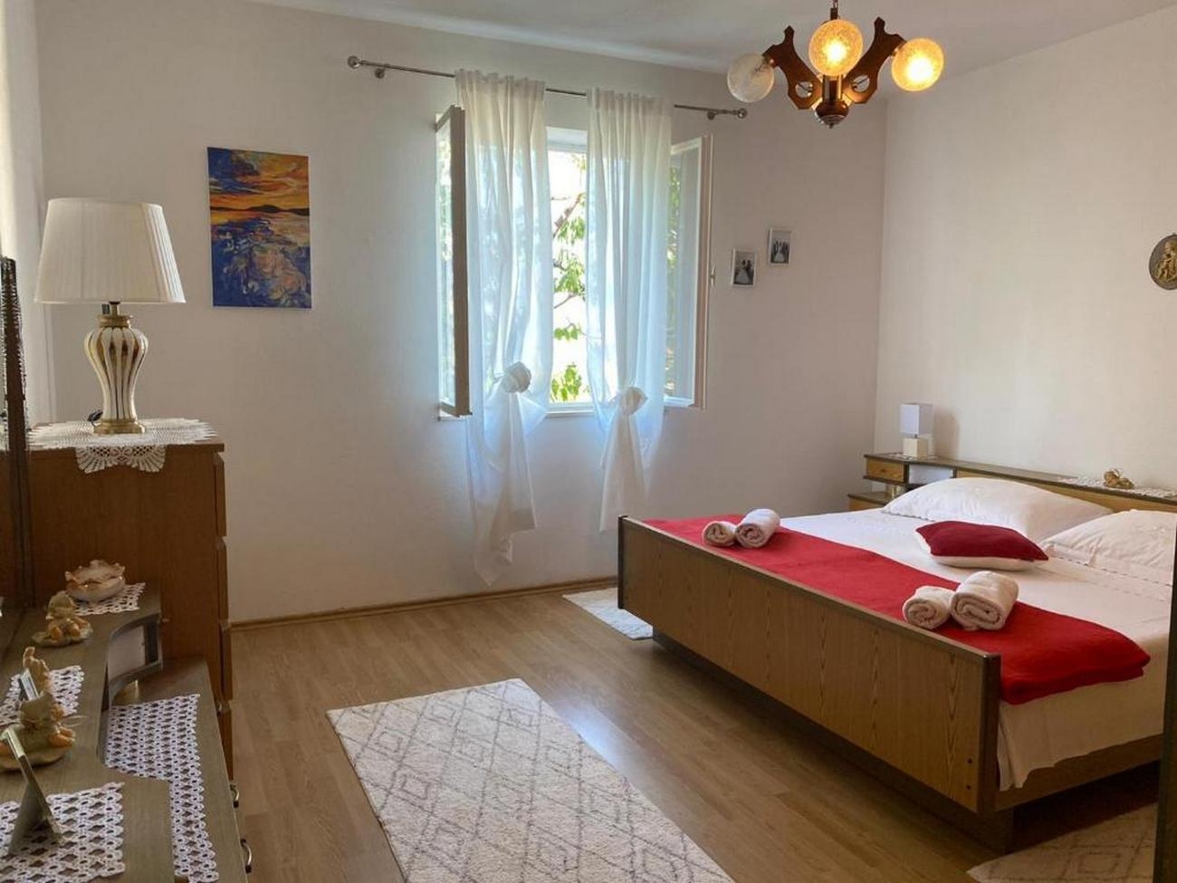 Two bedroom apartment with terrace and sea view Postira, Brač  A-a
