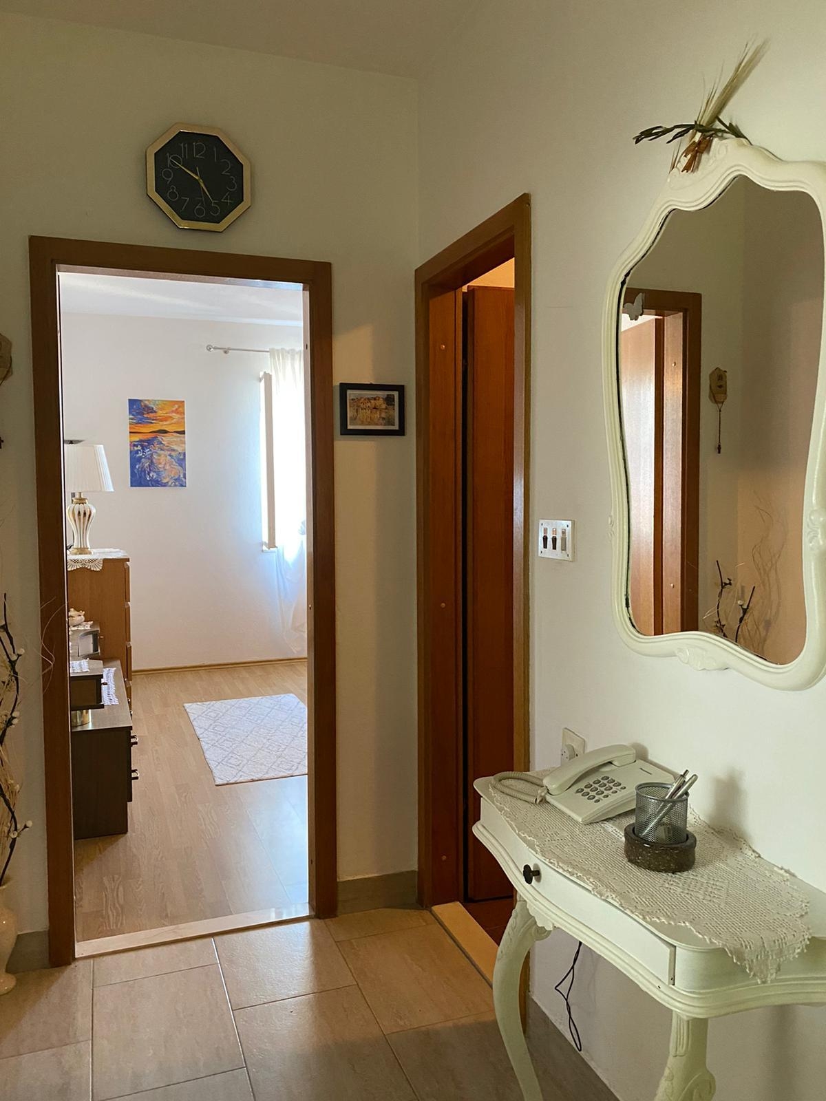 Two bedroom apartment with terrace and sea view Postira, Brač  A-a