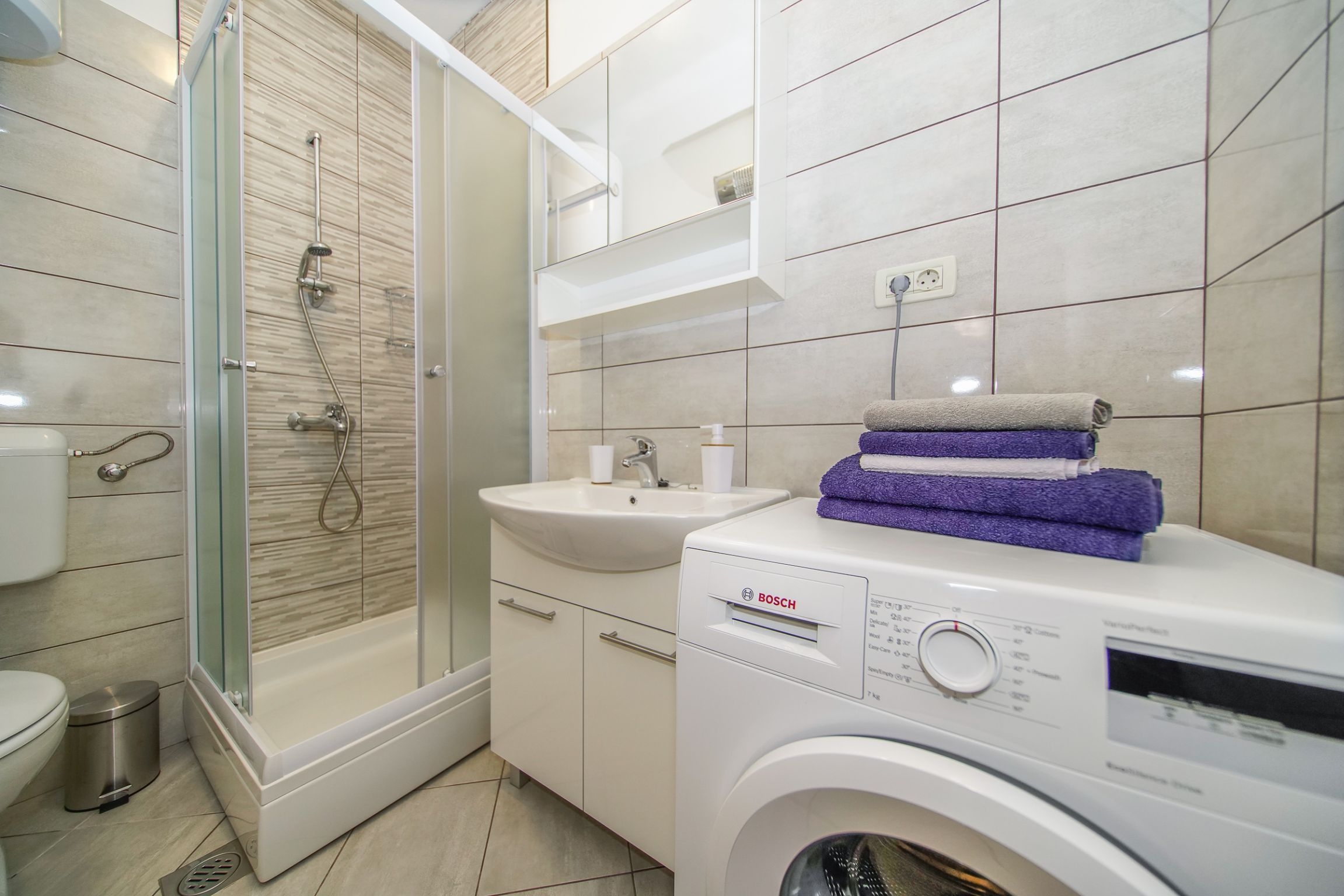 Three bedroom apartment with air-conditioning Postira, Brač  A-a