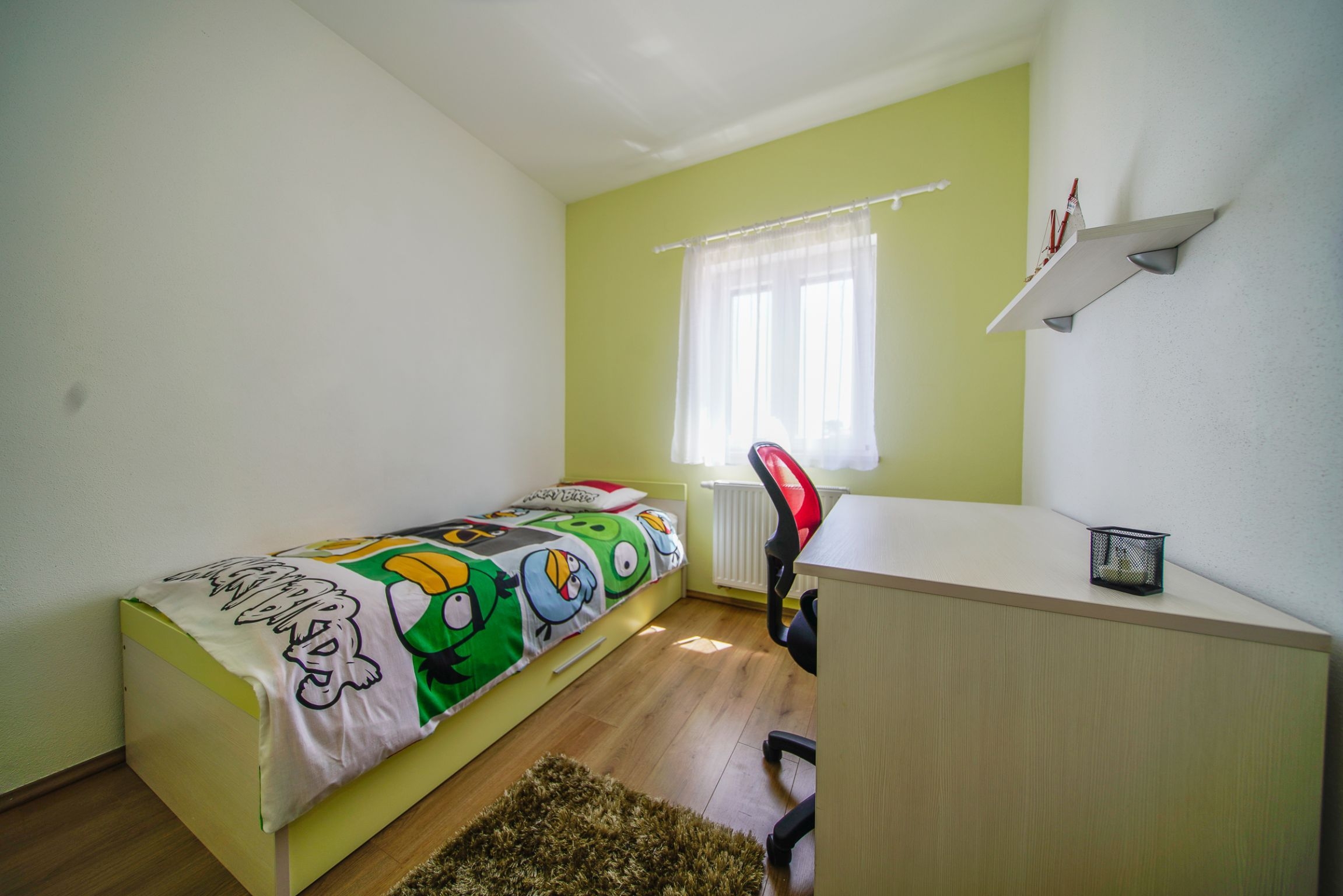 Three bedroom apartment with terrace and sea view Postira, Brač  A-b