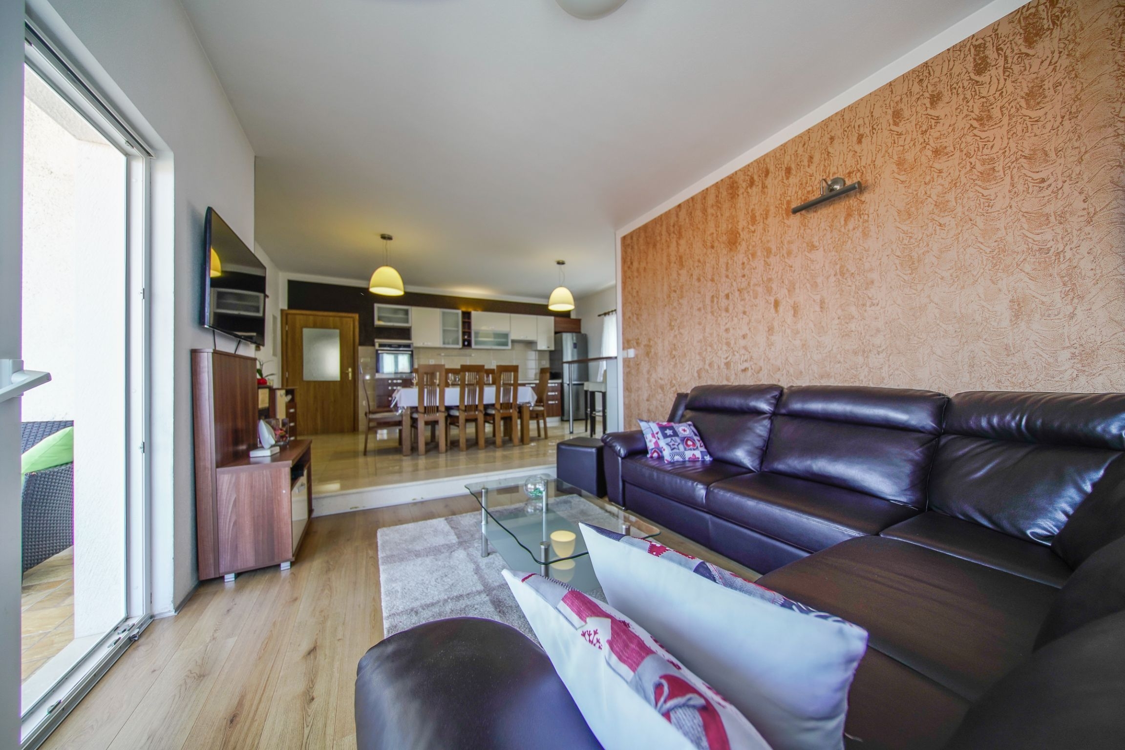 Three bedroom apartment with terrace and sea view Postira, Brač  A-b