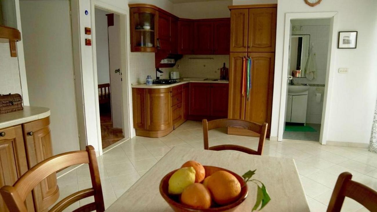 Two bedroom apartment with terrace and sea view Postira, Brač  A-a