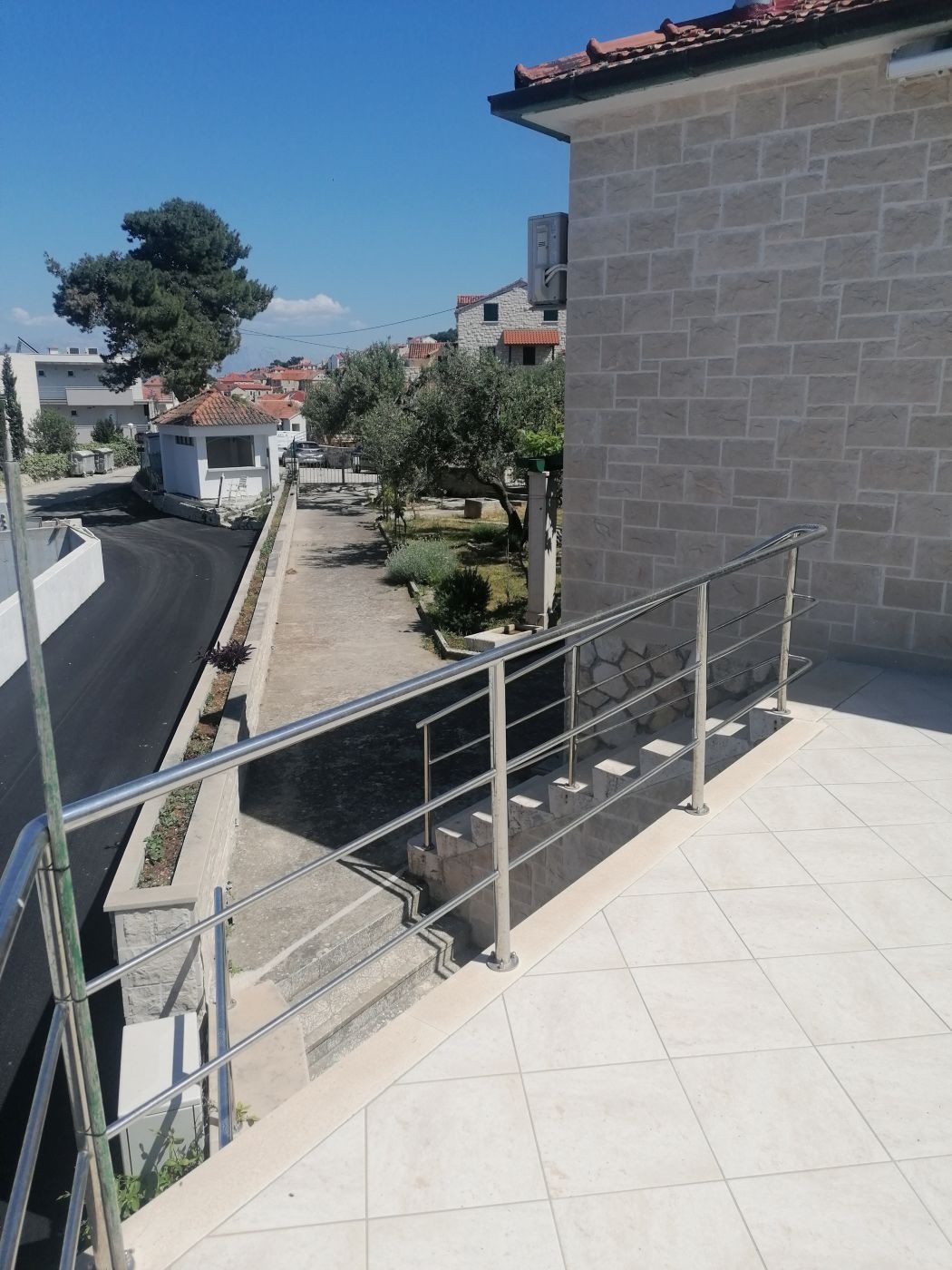 Two bedroom apartment with terrace and sea view Postira, Brač  A-a