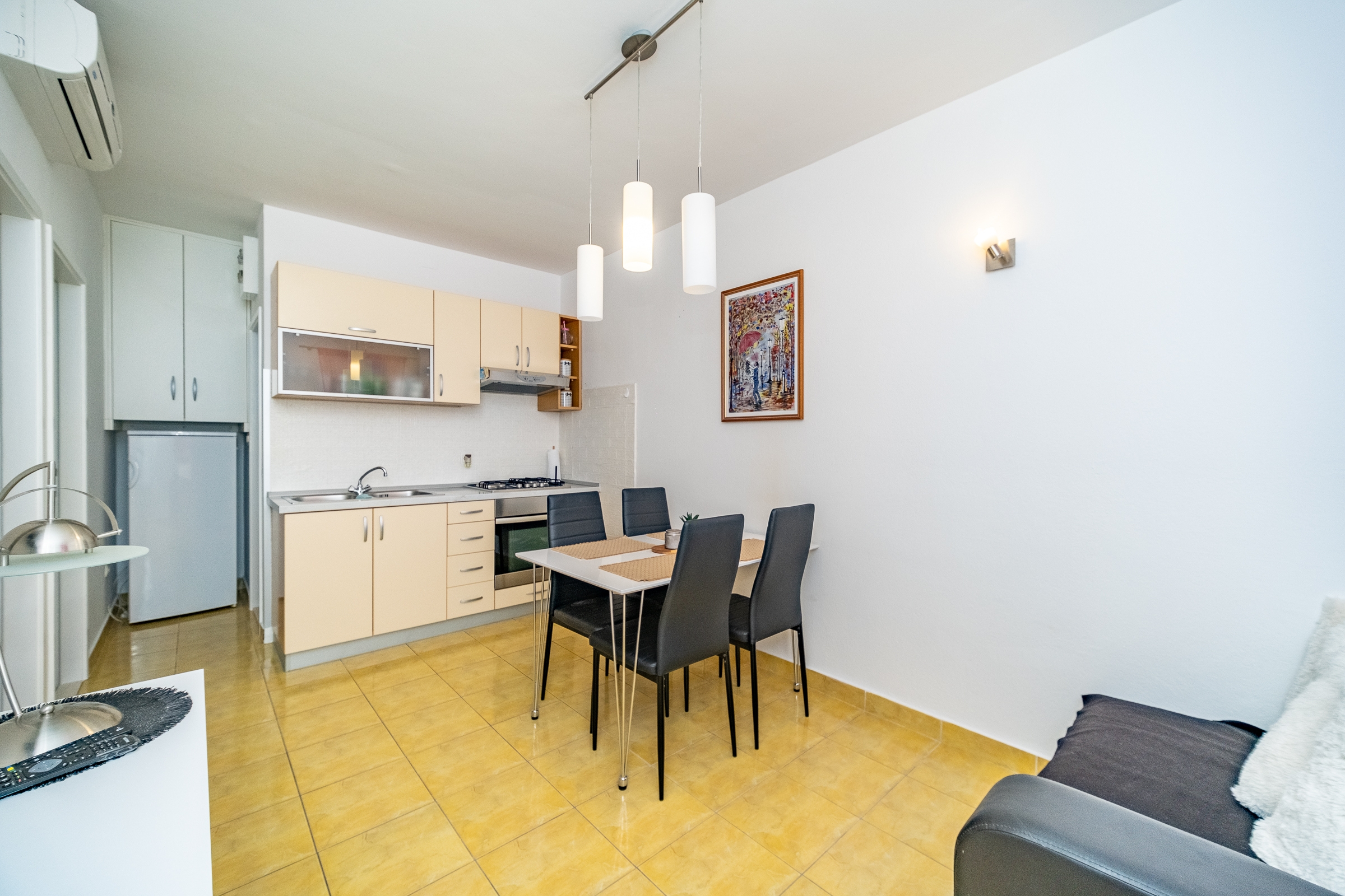Two bedroom apartment with terrace Postira, Brač  A-a