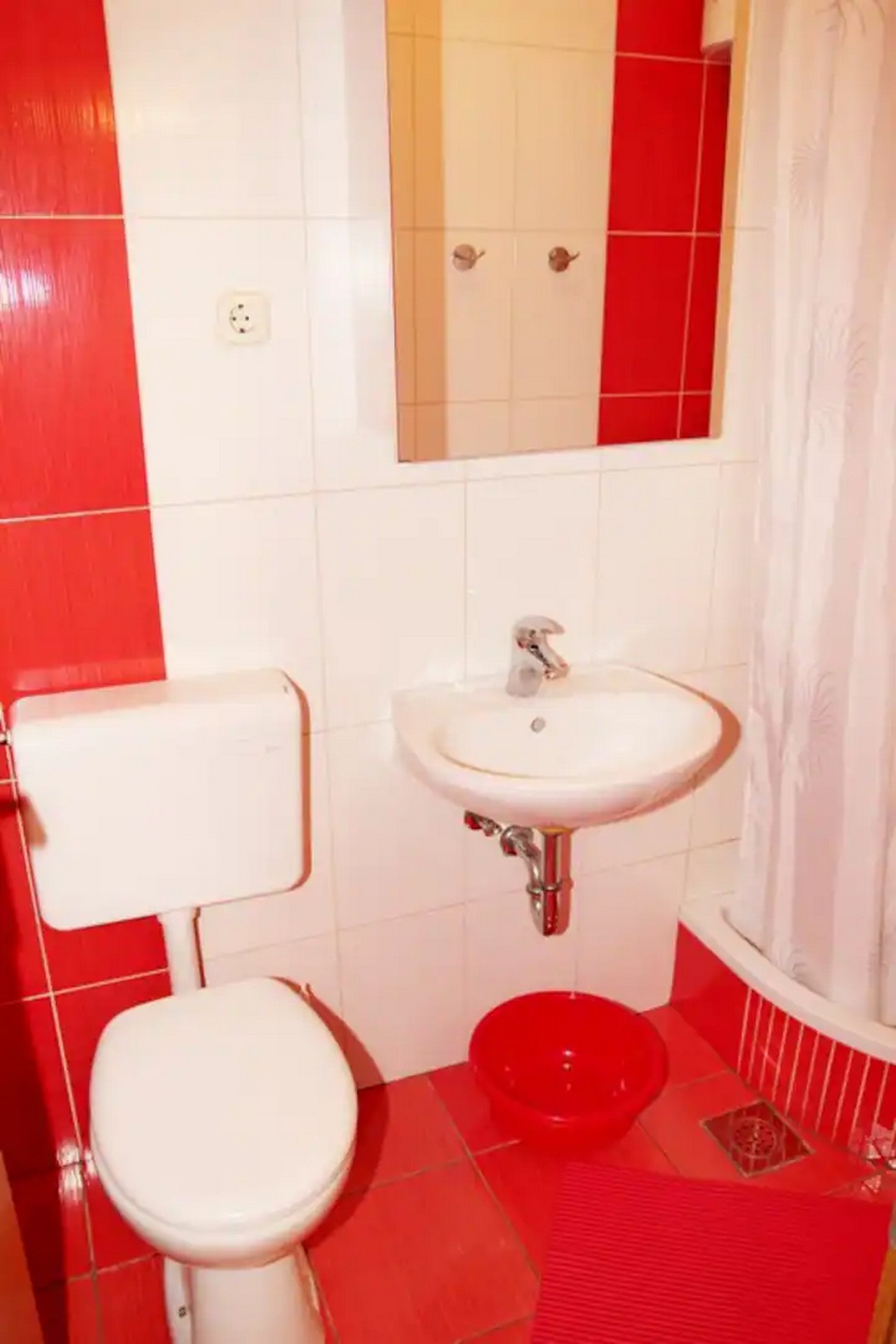 One bedroom apartment with terrace Makarska  A-b