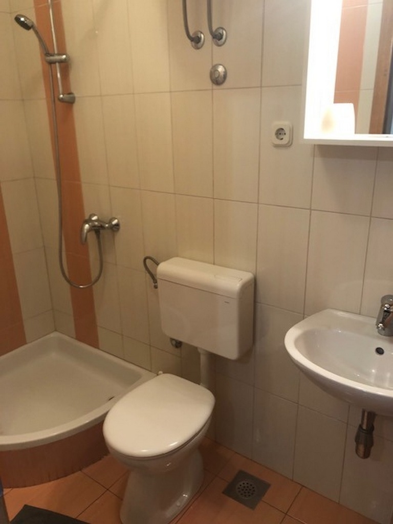 Studio flat with terrace Makarska  AS-b