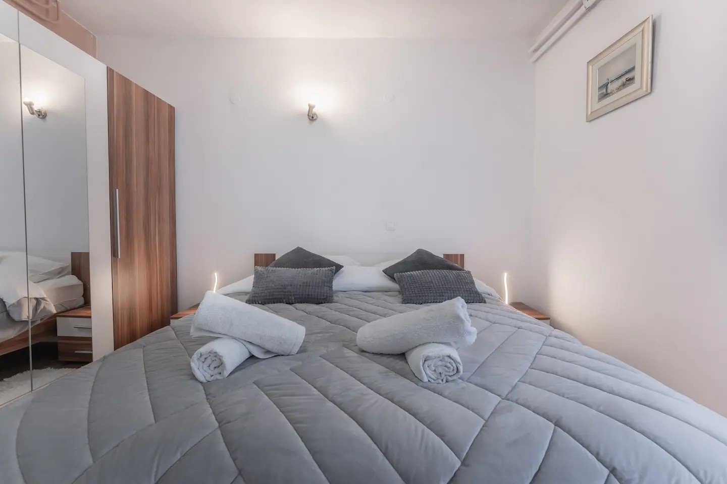 Two bedroom apartment with terrace Zadar  A-a
