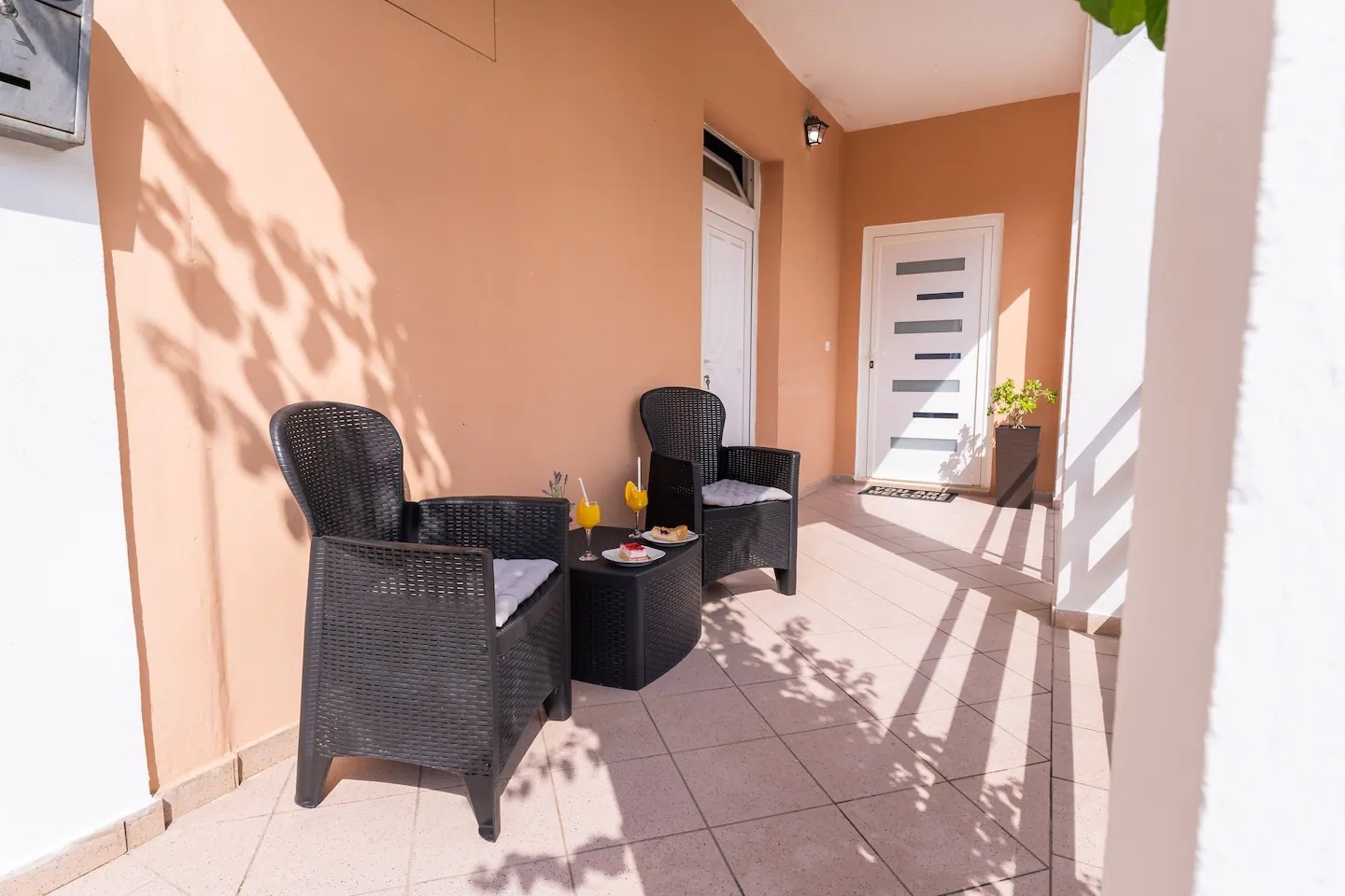 Two bedroom apartment with terrace Zadar  A-a