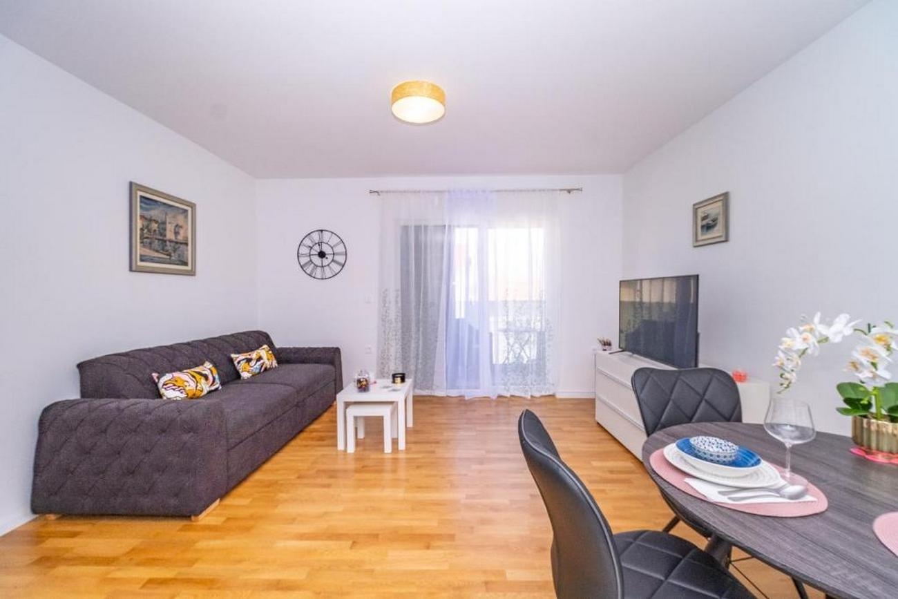 One bedroom apartment with terrace Postira, Brač (A-22180-a) One bedroom apartment with terrace Postira, Brač (A-22180-a)