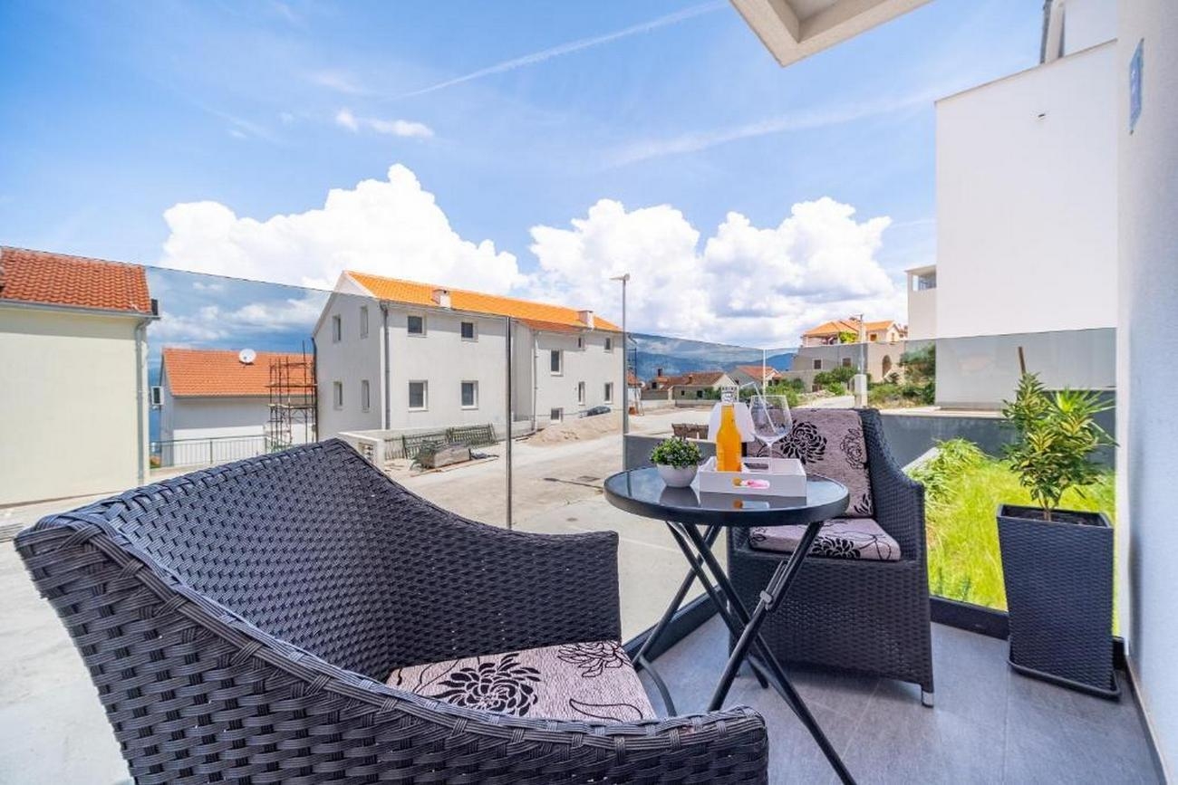 One bedroom apartment with terrace Postira, Brač  A-a