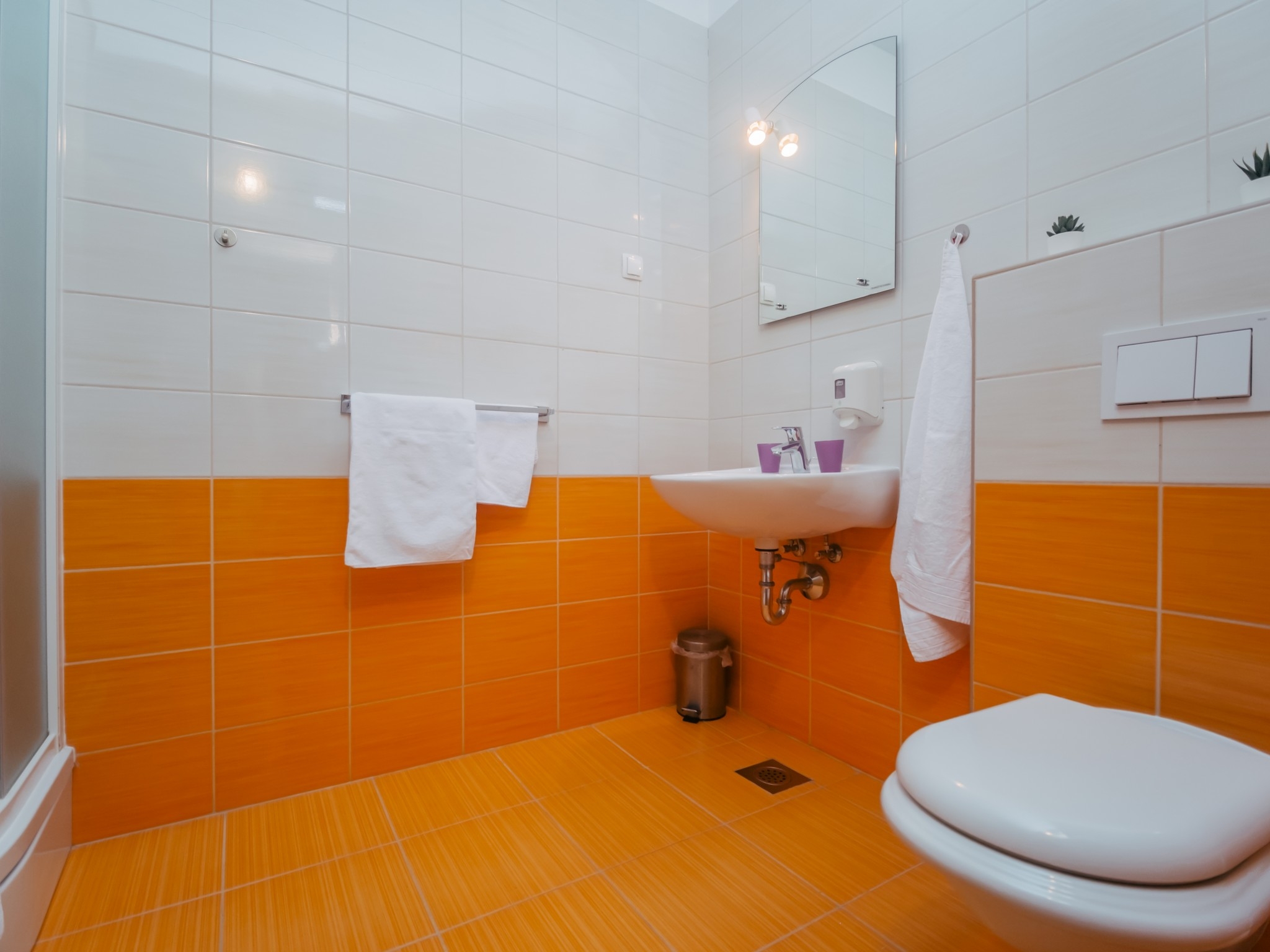 Two bedroom apartment with balcony and sea view Okrug Gornji, Čiovo  A-a