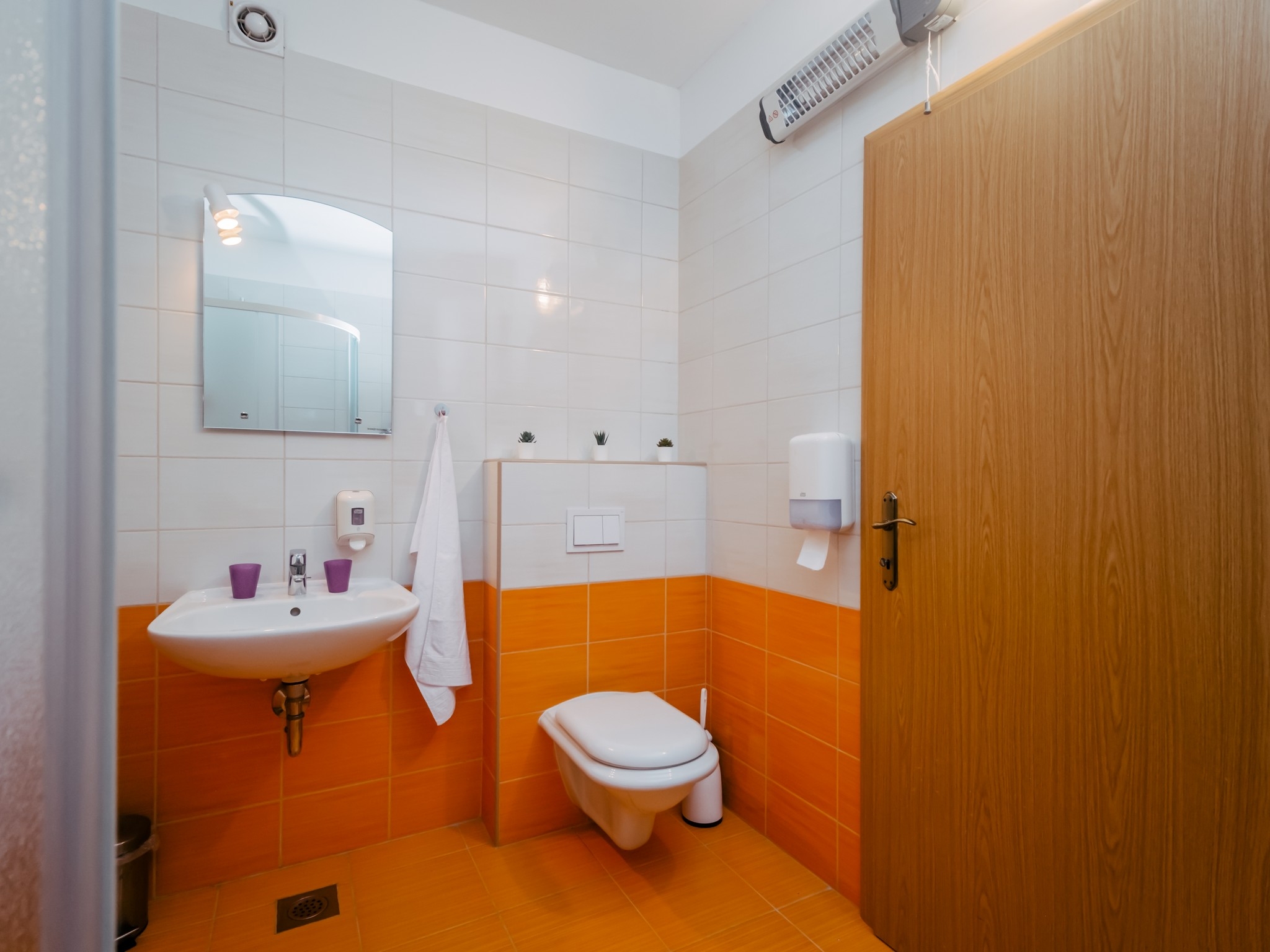 Two bedroom apartment with balcony and sea view Okrug Gornji, Čiovo  A-a