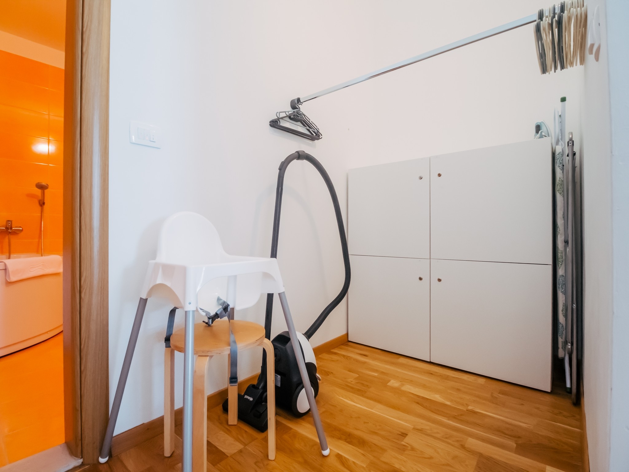 Two bedroom apartment with balcony and sea view Okrug Gornji, Čiovo  A-a