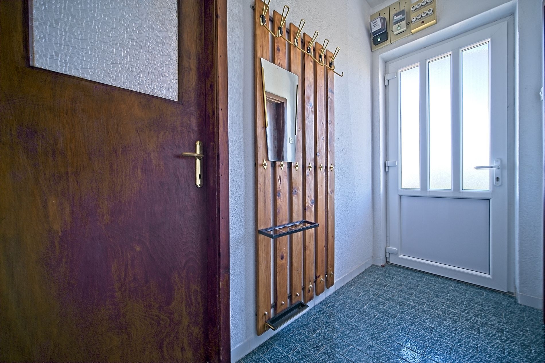 Three bedroom apartment with terrace and sea view Postira, Brač  A-a