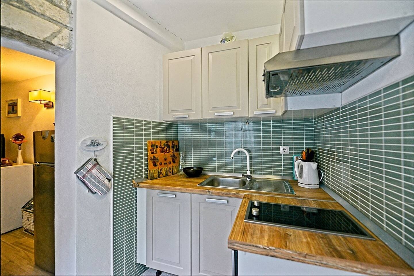 One bedroom apartment with terrace Postira, Brač  A-a