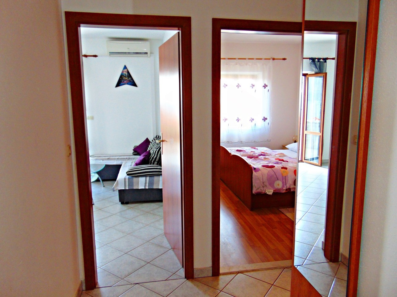 Two bedroom apartment with terrace and sea view Postira, Brač  A-a