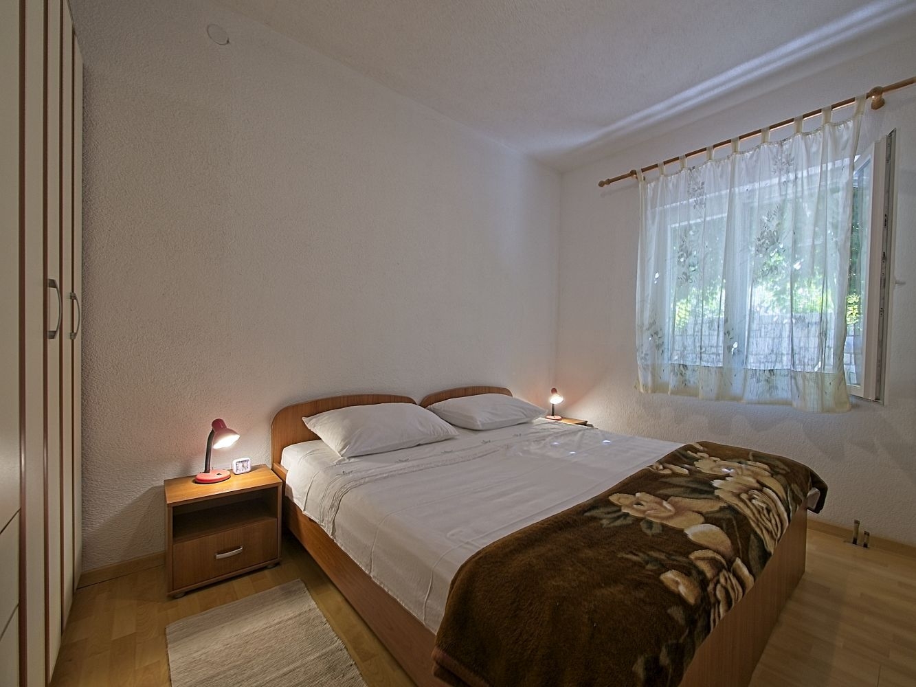 Two bedroom apartment with terrace Postira, Brač  A-b