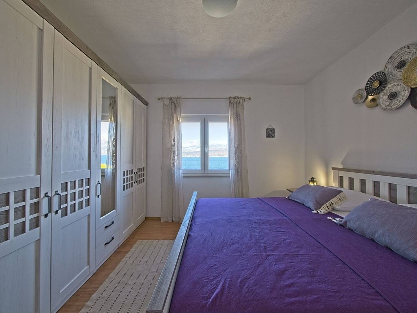 Three bedroom apartment with terrace and sea view Postira, Brač  A-a