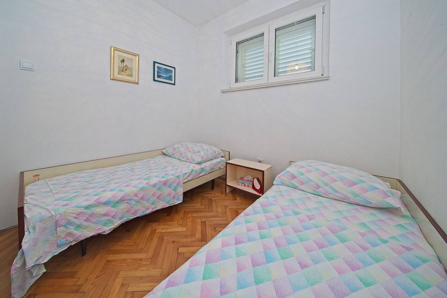 Two bedroom apartment with terrace and sea view Postira, Brač  A-a