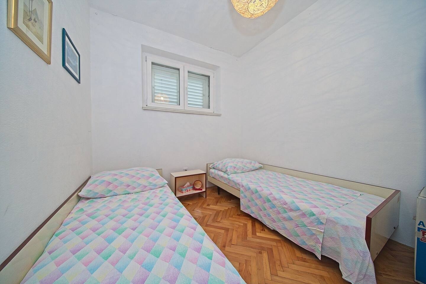 Two bedroom apartment with terrace and sea view Postira, Brač  A-a