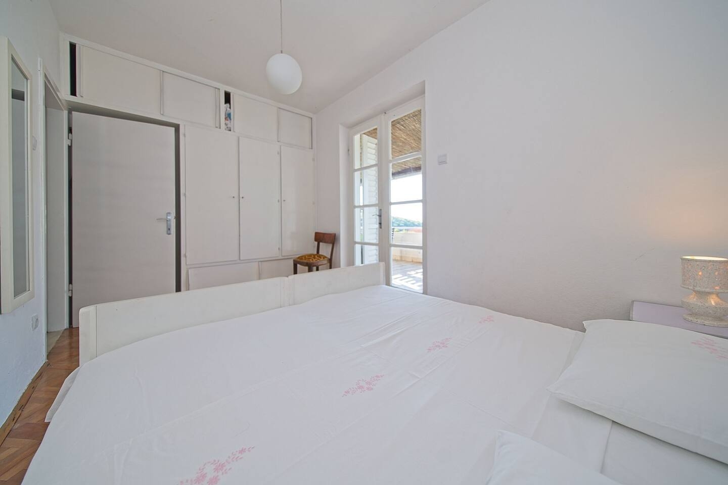 Two bedroom apartment with terrace and sea view Postira, Brač  A-a