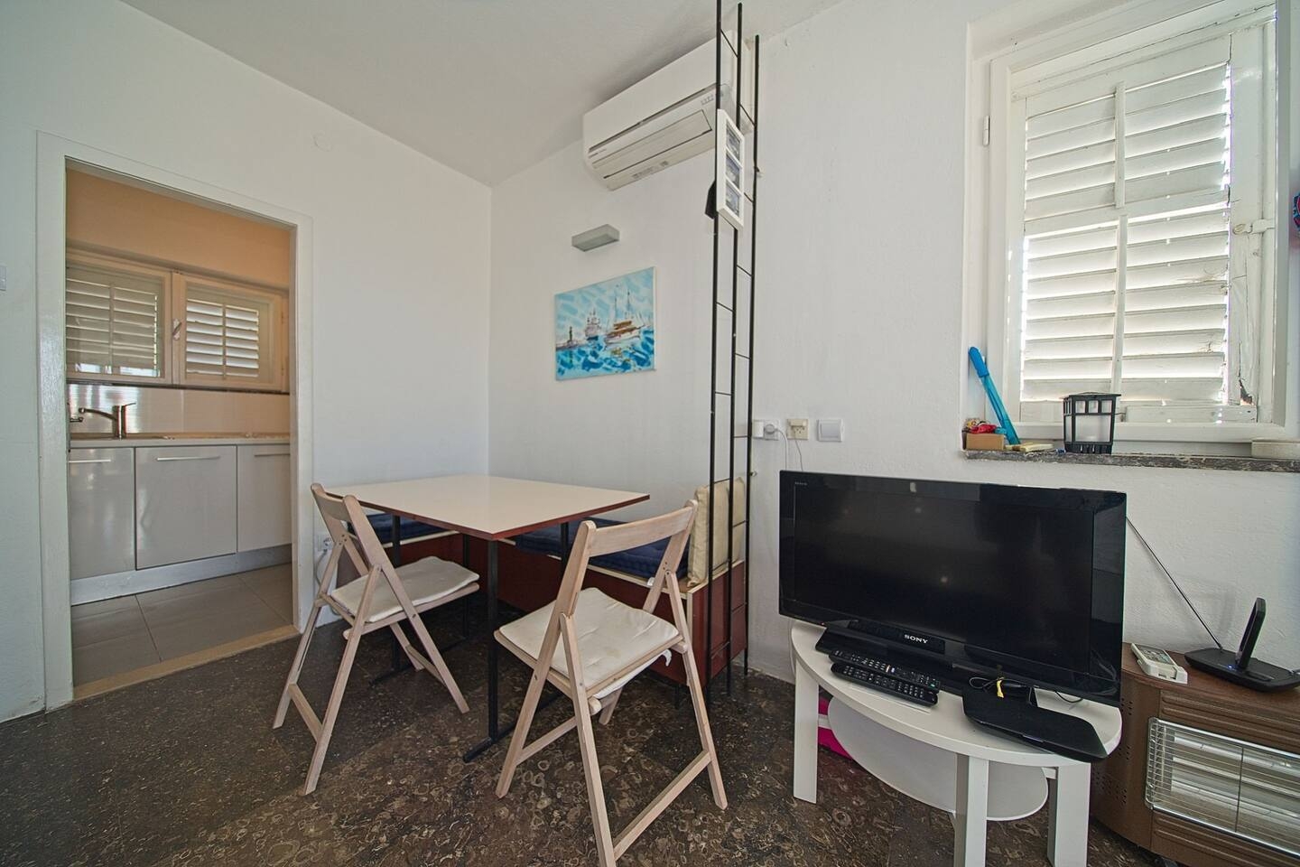 Two bedroom apartment with terrace and sea view Postira, Brač  A-a