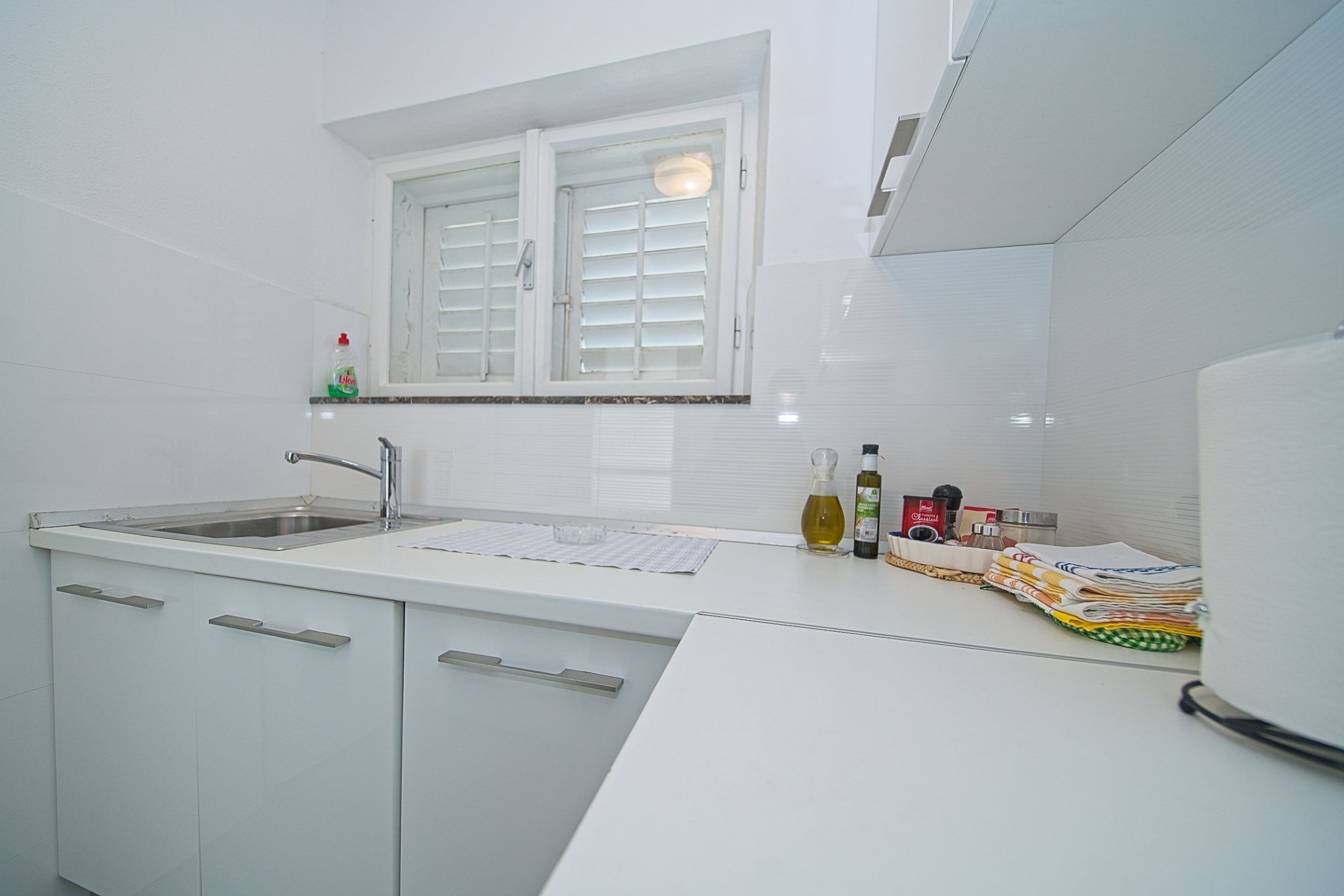 Two bedroom apartment with terrace and sea view Postira, Brač  A-a