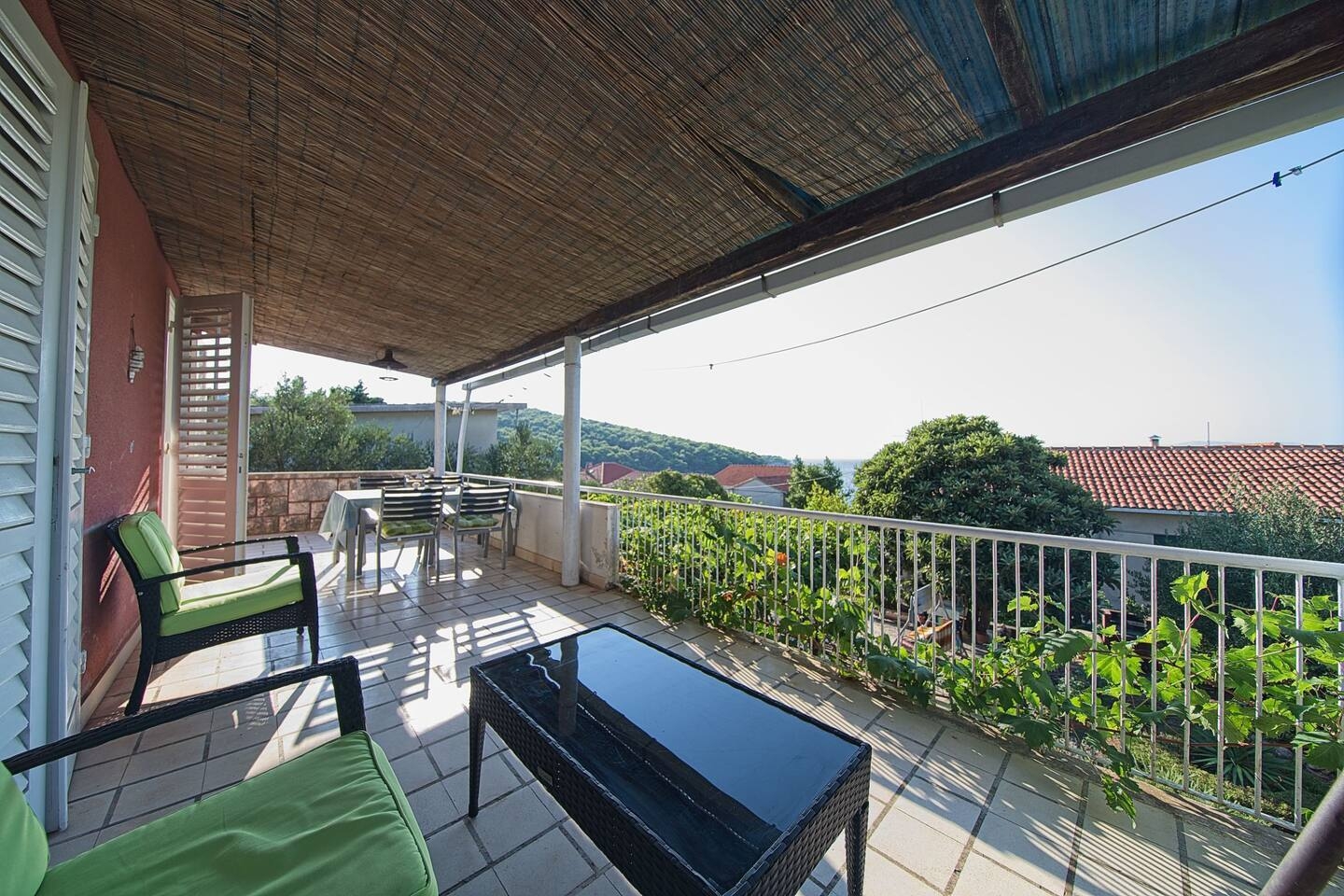 Two bedroom apartment with terrace and sea view Postira, Brač  A-a