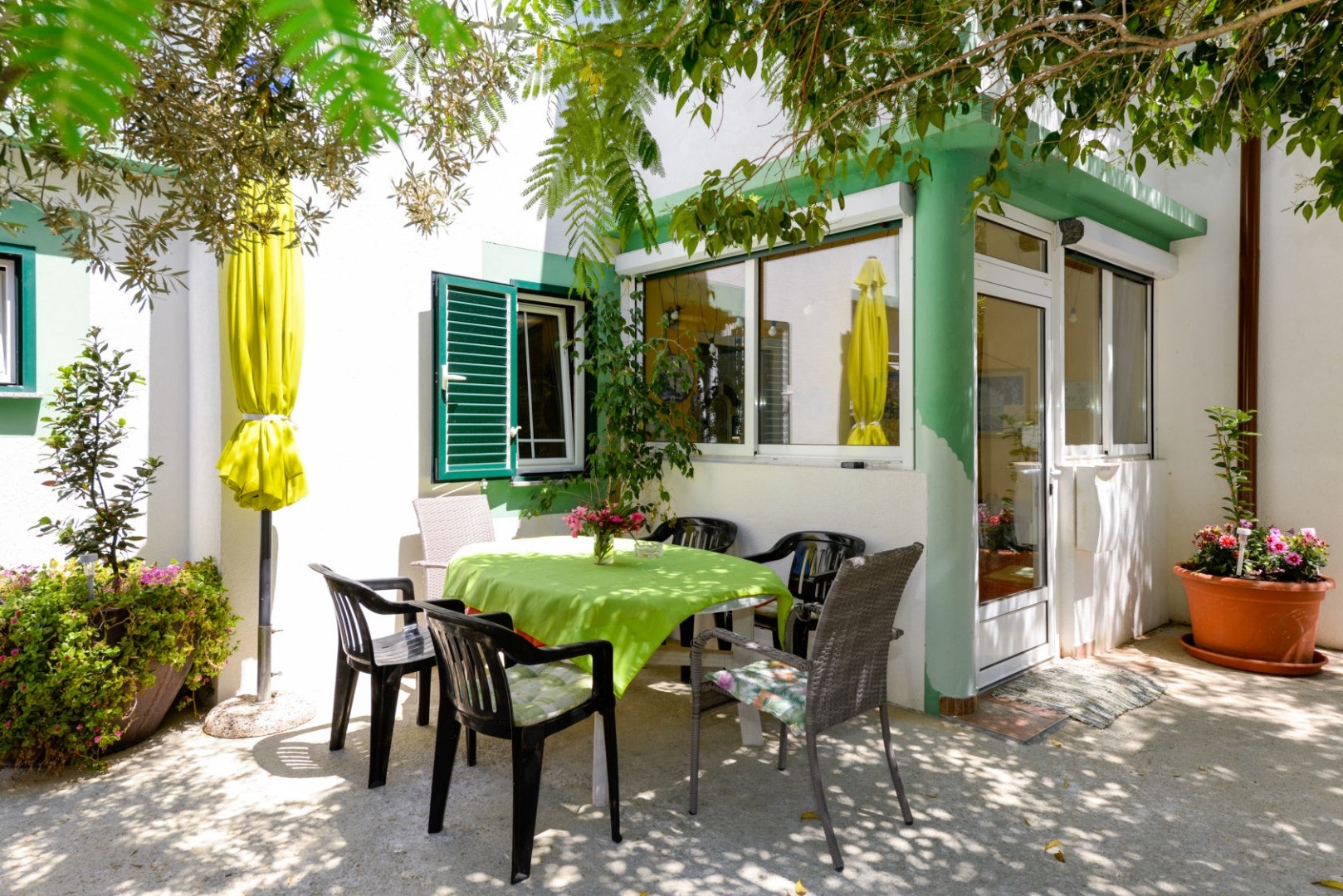 Two bedroom apartment with terrace Vir (A-22208-b) Two bedroom apartment with terrace Vir (A-22208-b)