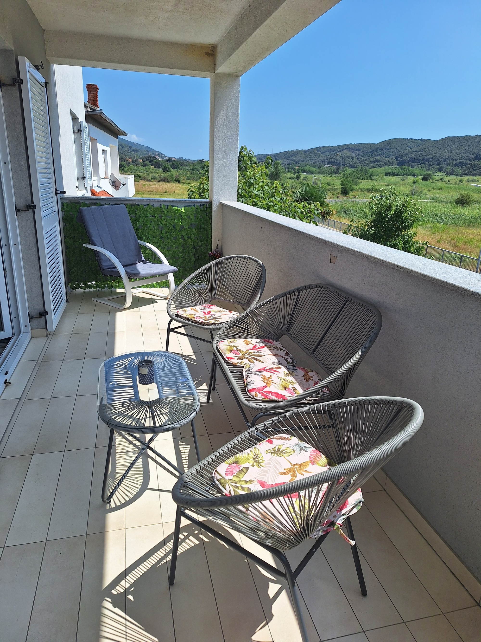 One bedroom apartment with balcony and sea view Supetarska Draga - Gornja, Rab  A-a