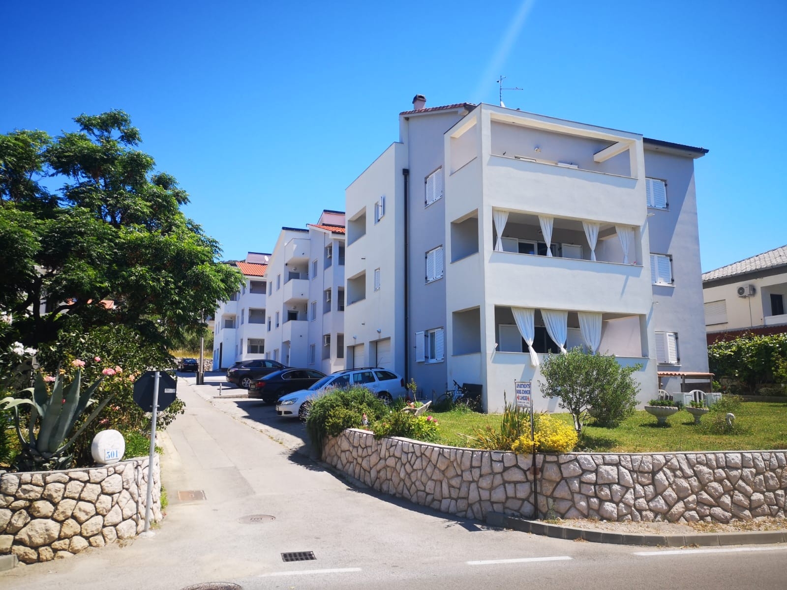 One bedroom apartment with balcony and sea view Supetarska Draga - Gornja, Rab (A-22213-a) One bedroom apartment with balcony and sea view Supetarska Draga - Gornja, Rab (A-22213-a)