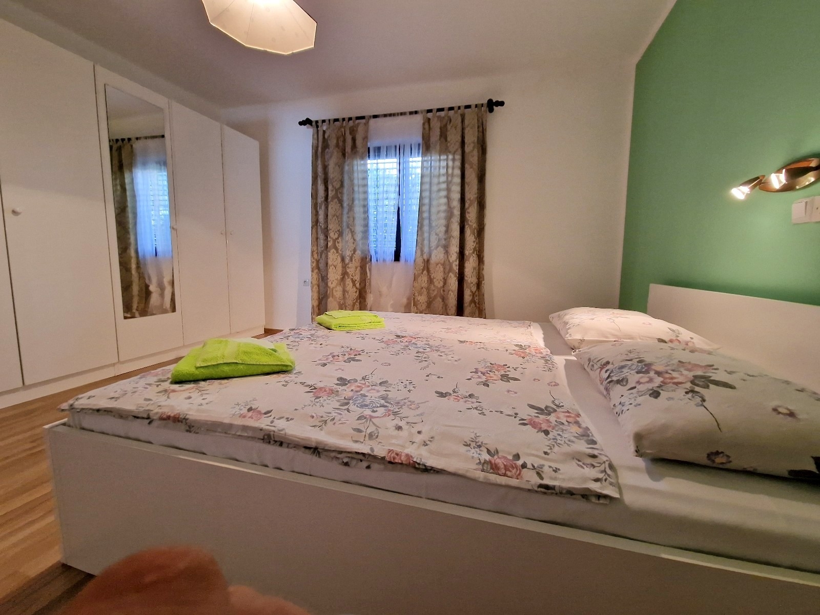 Top Rab Barbat Top Rab Barbat