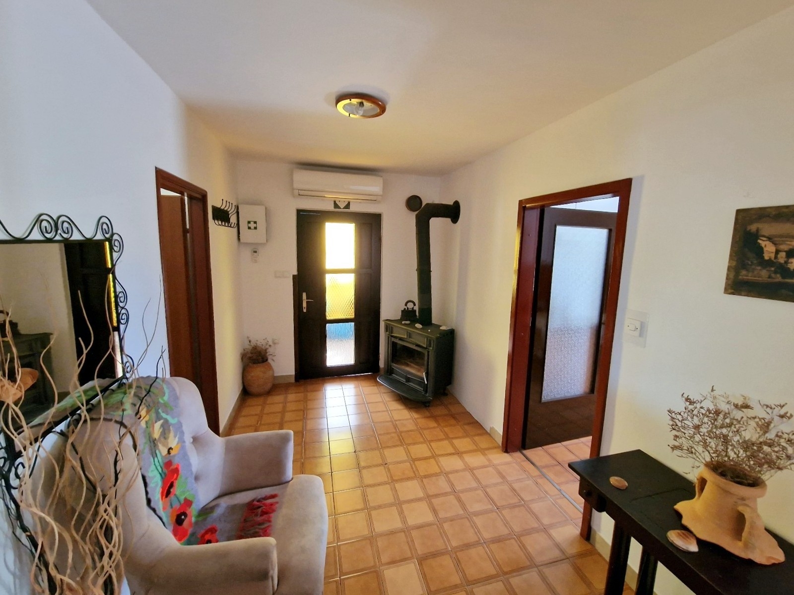 Two bedroom apartment with terrace Barbat, Rab  A-a