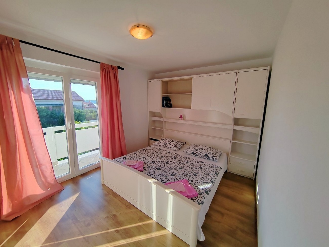 Top Rab Barbat Top Rab Barbat