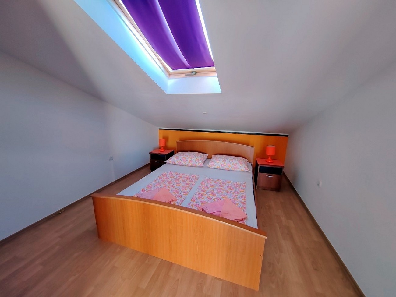 Top Rab Barbat Top Rab Barbat