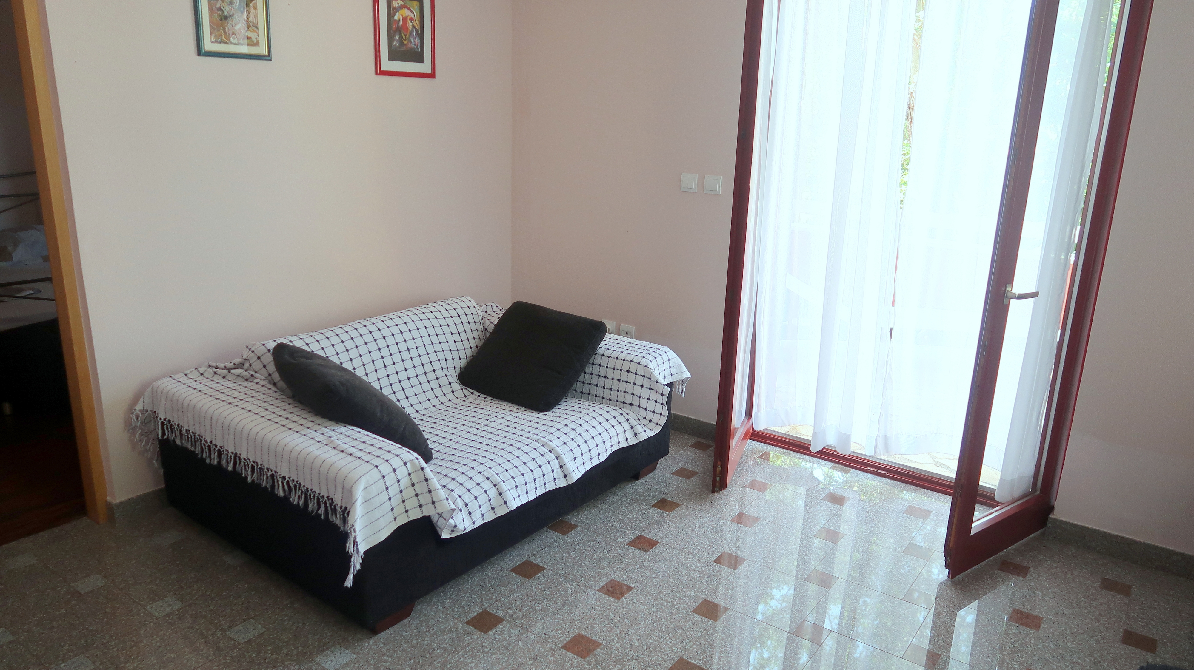 Two bedroom apartment with terrace Lovište, Pelješac (A-22220-a) Two bedroom apartment with terrace Lovište, Pelješac (A-22220-a)