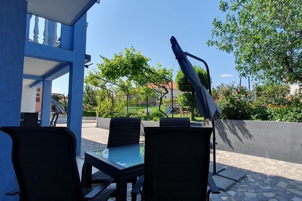One bedroom apartment with terrace Lopar, Rab  A-a