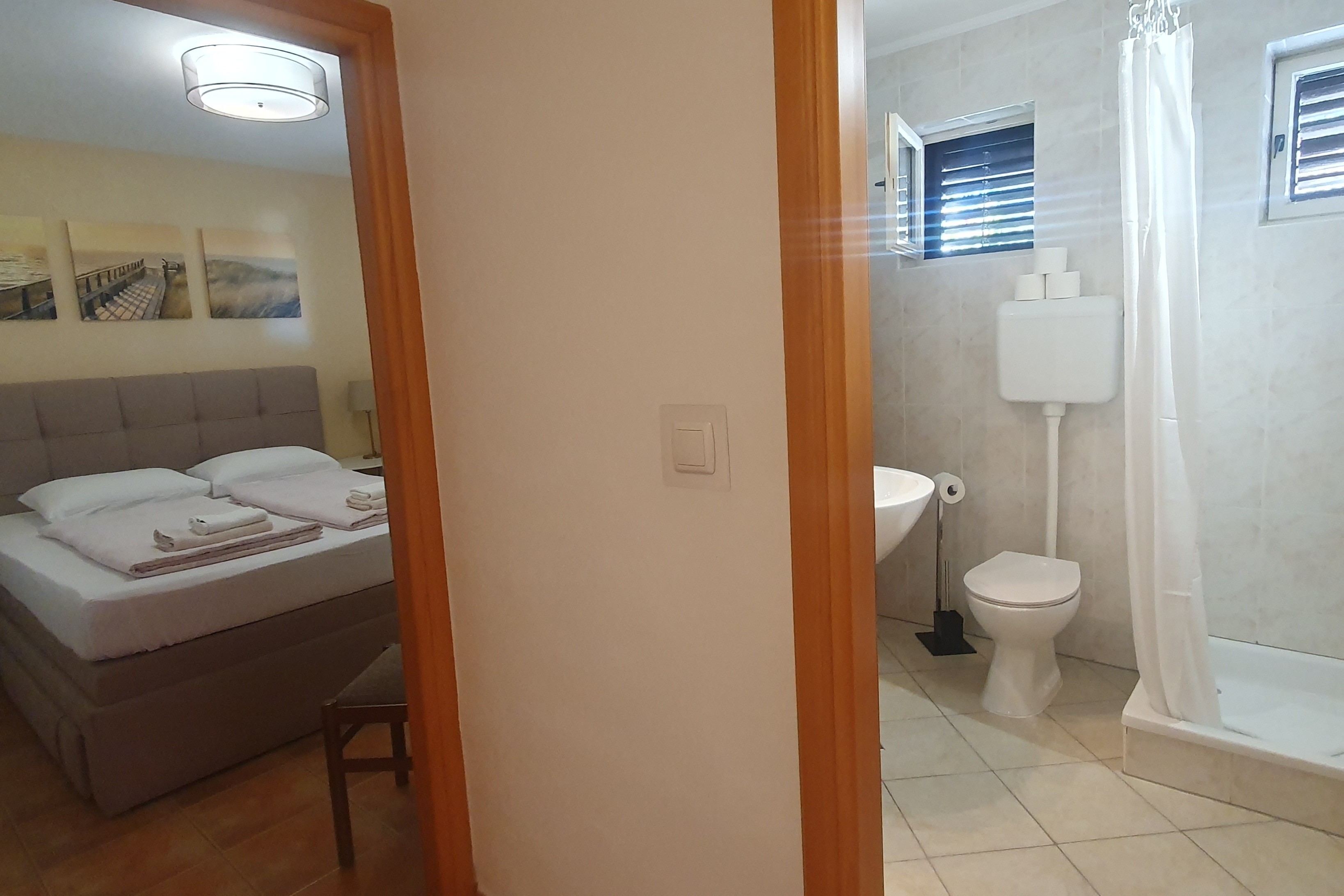 Two bedroom apartment with terrace Lopar, Rab  A-b