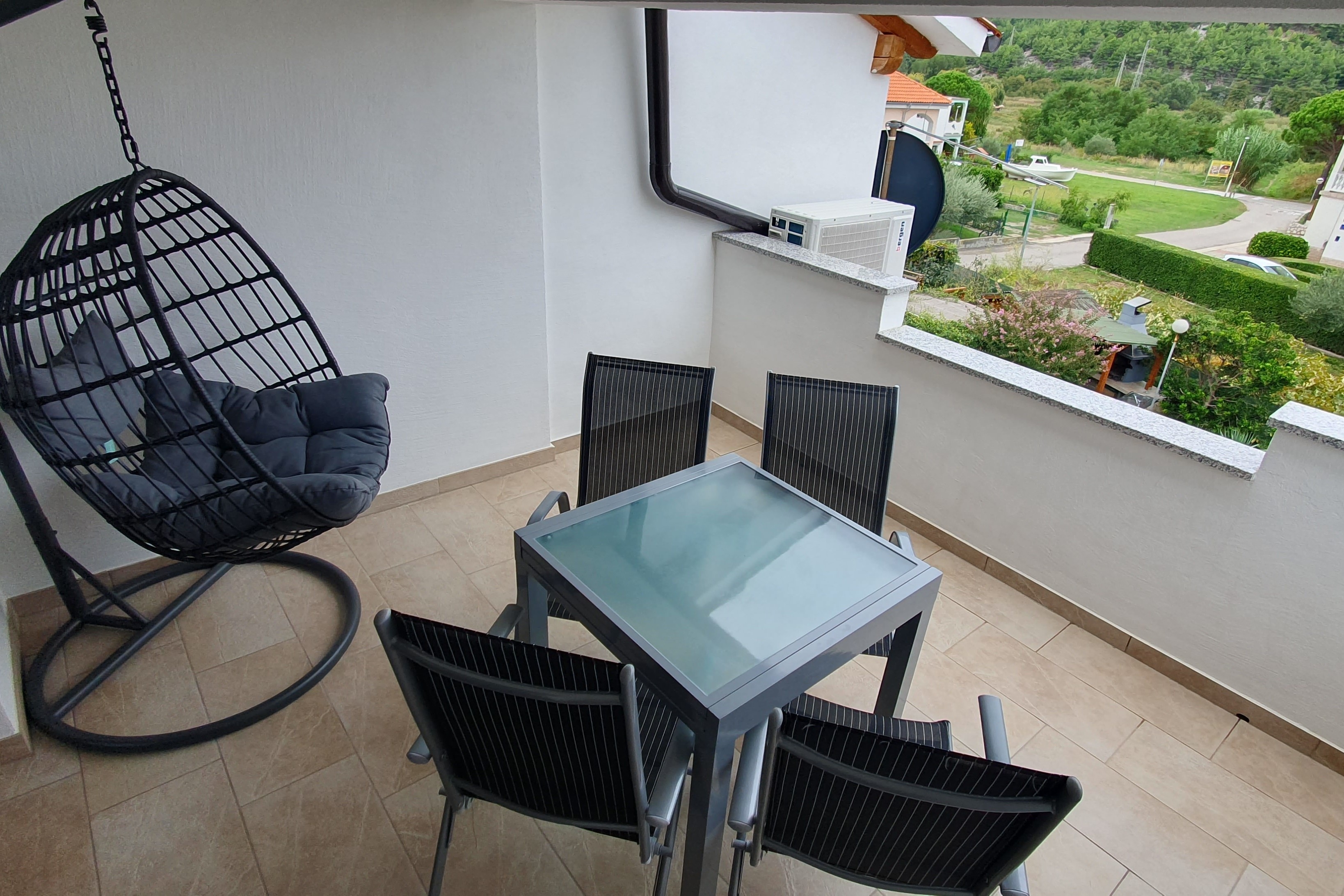 One bedroom apartment with terrace Lopar (Rab) (A-22227-c)