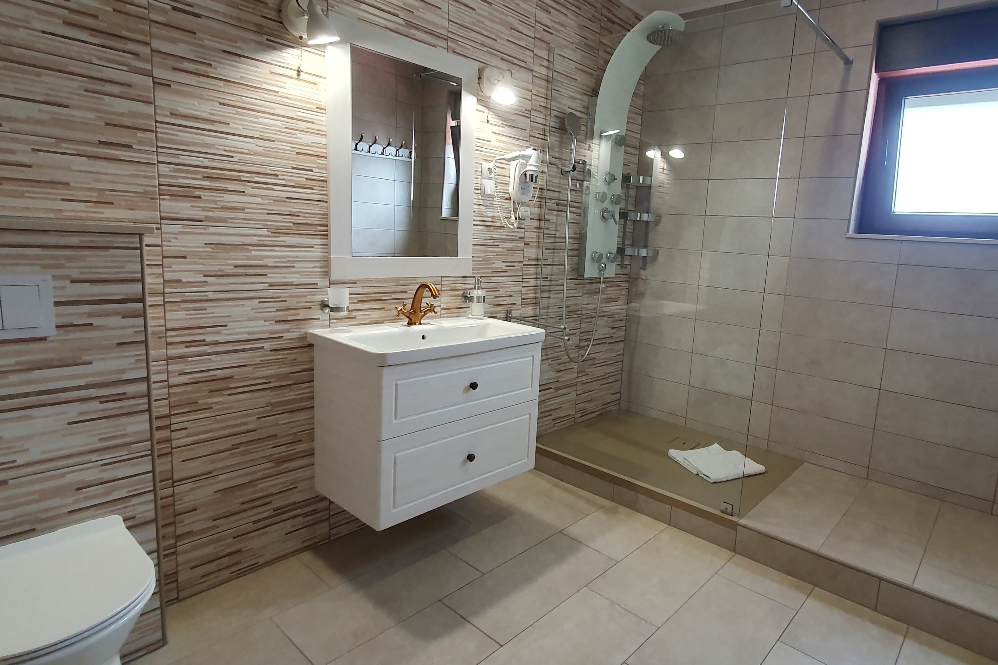 Two bedroom apartment with balcony Lopar, Rab  A-d