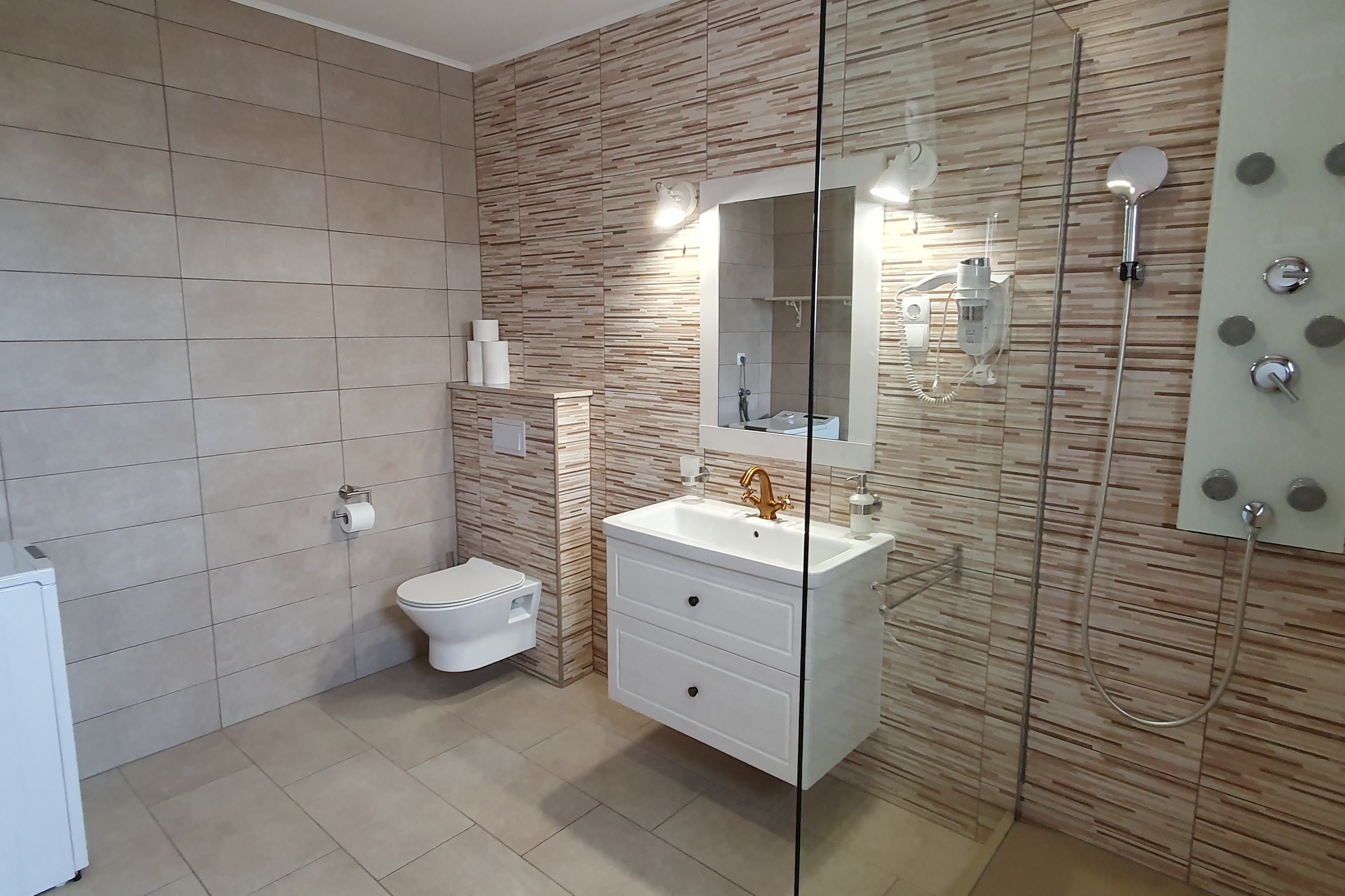 Two bedroom apartment with balcony Lopar, Rab  A-d