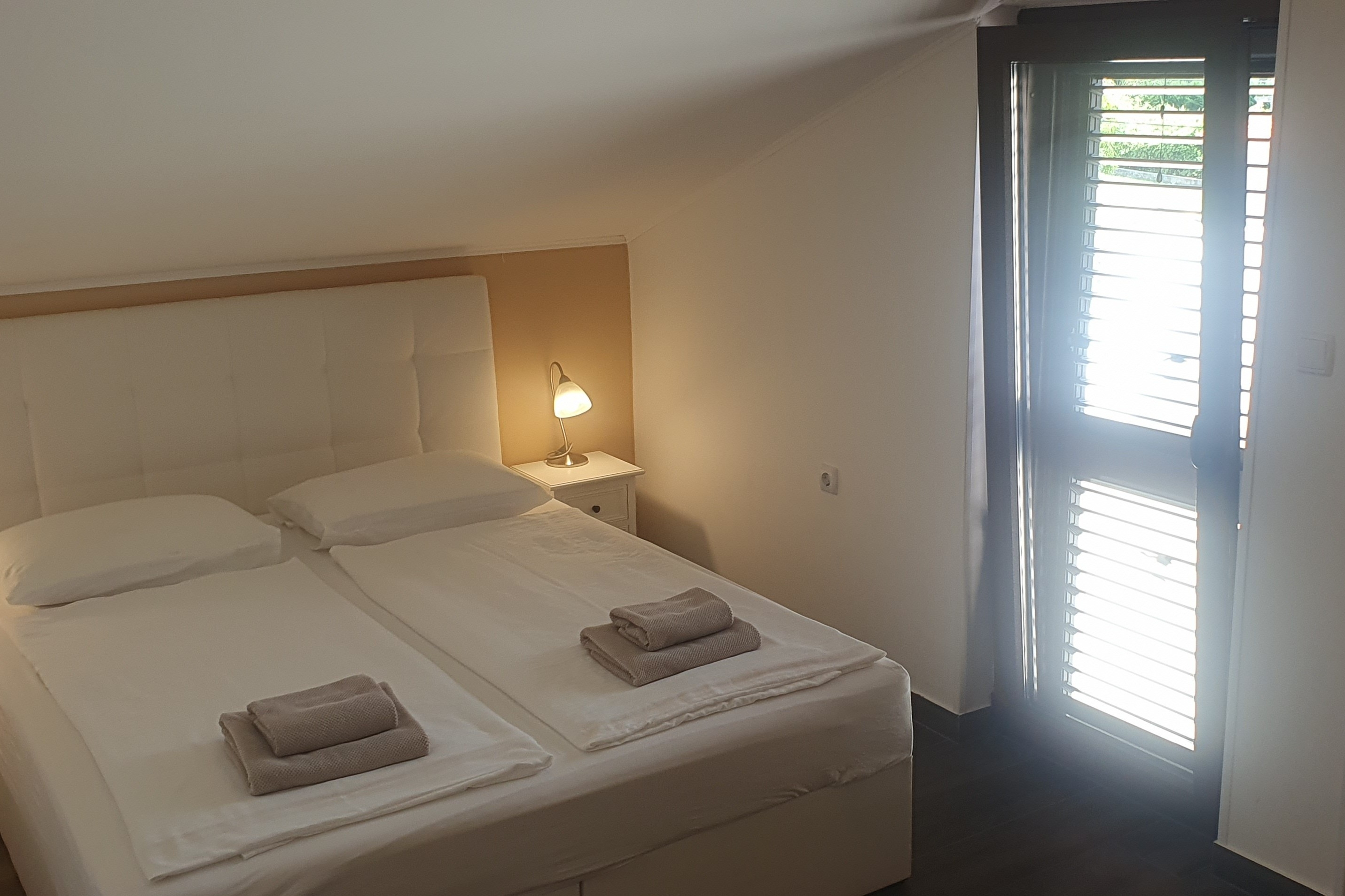 Two bedroom apartment with balcony Lopar, Rab  A-d